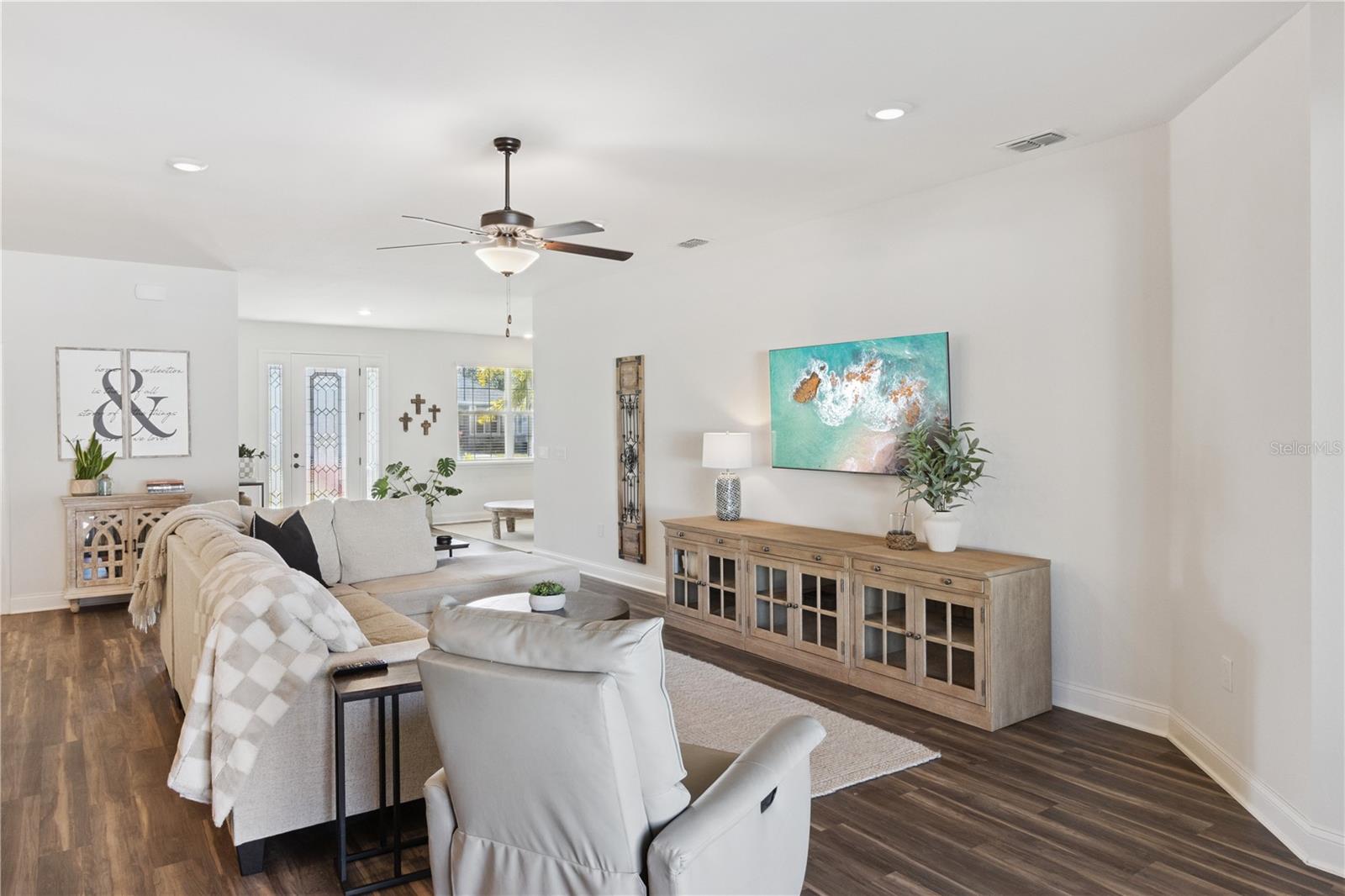 Image 7 of 51 For 6906 Treymont Drive