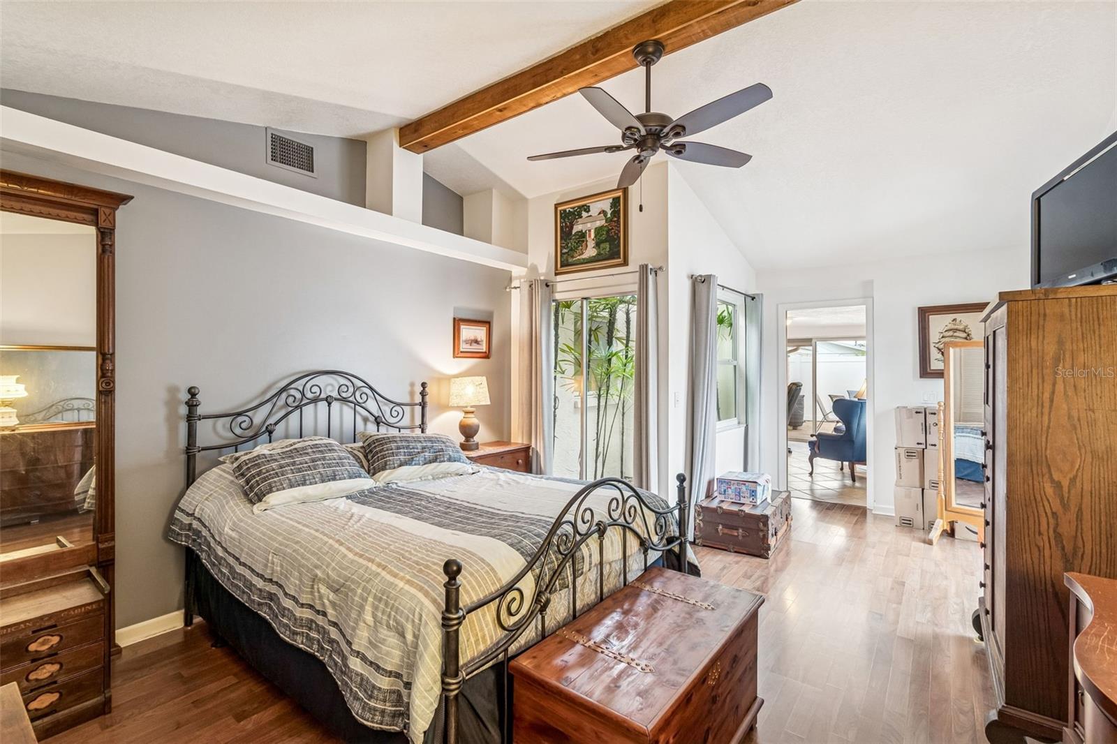 Image 11 of 27 For 7740 Hawthorn Drive