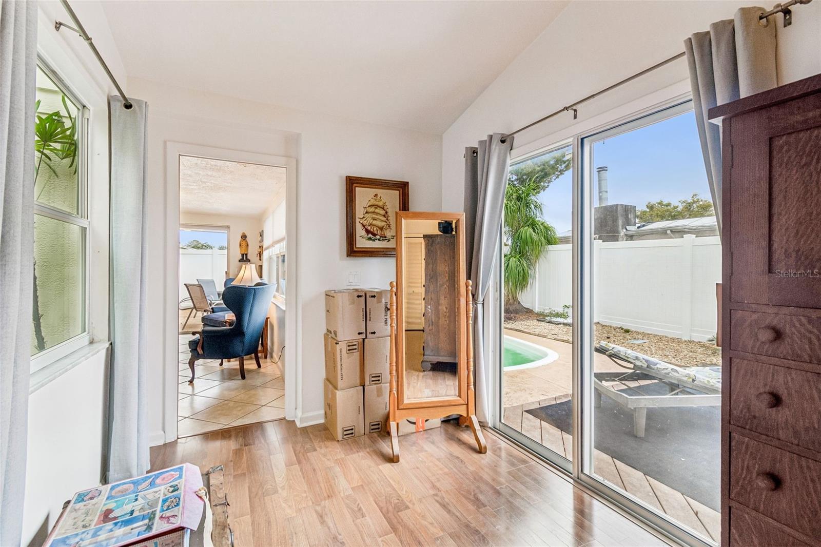 Image 12 of 27 For 7740 Hawthorn Drive