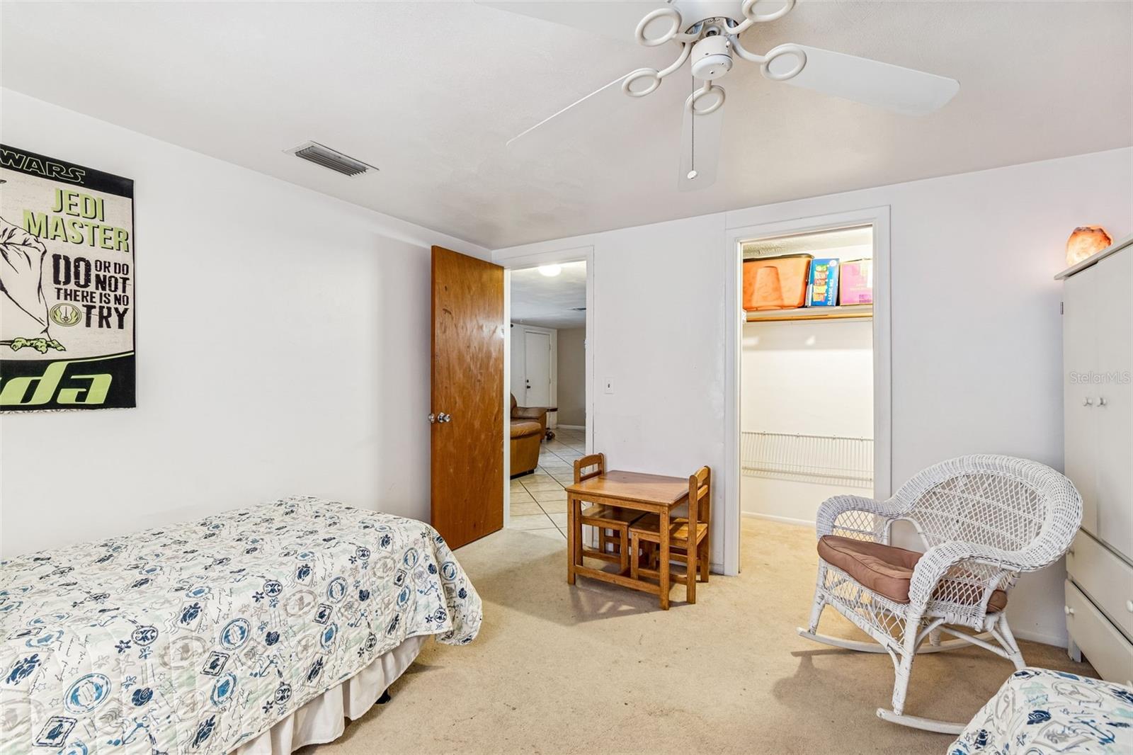 Image 18 of 27 For 7740 Hawthorn Drive