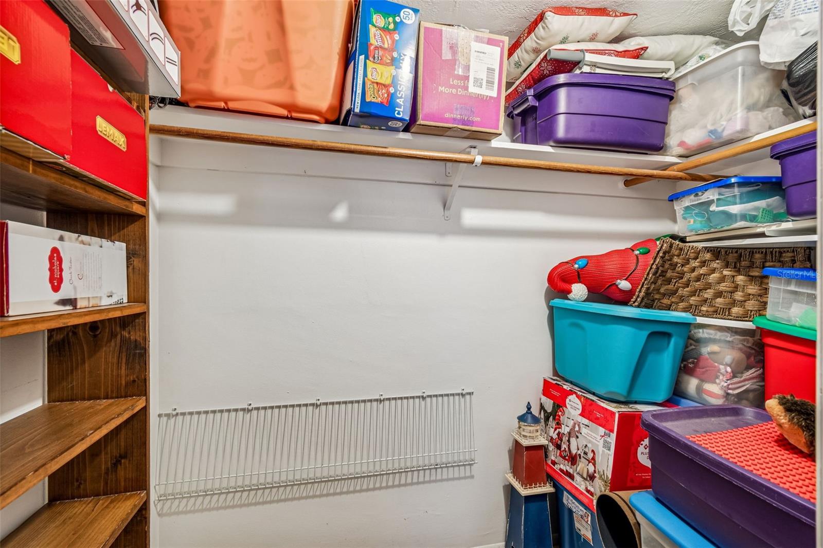 Image 19 of 27 For 7740 Hawthorn Drive