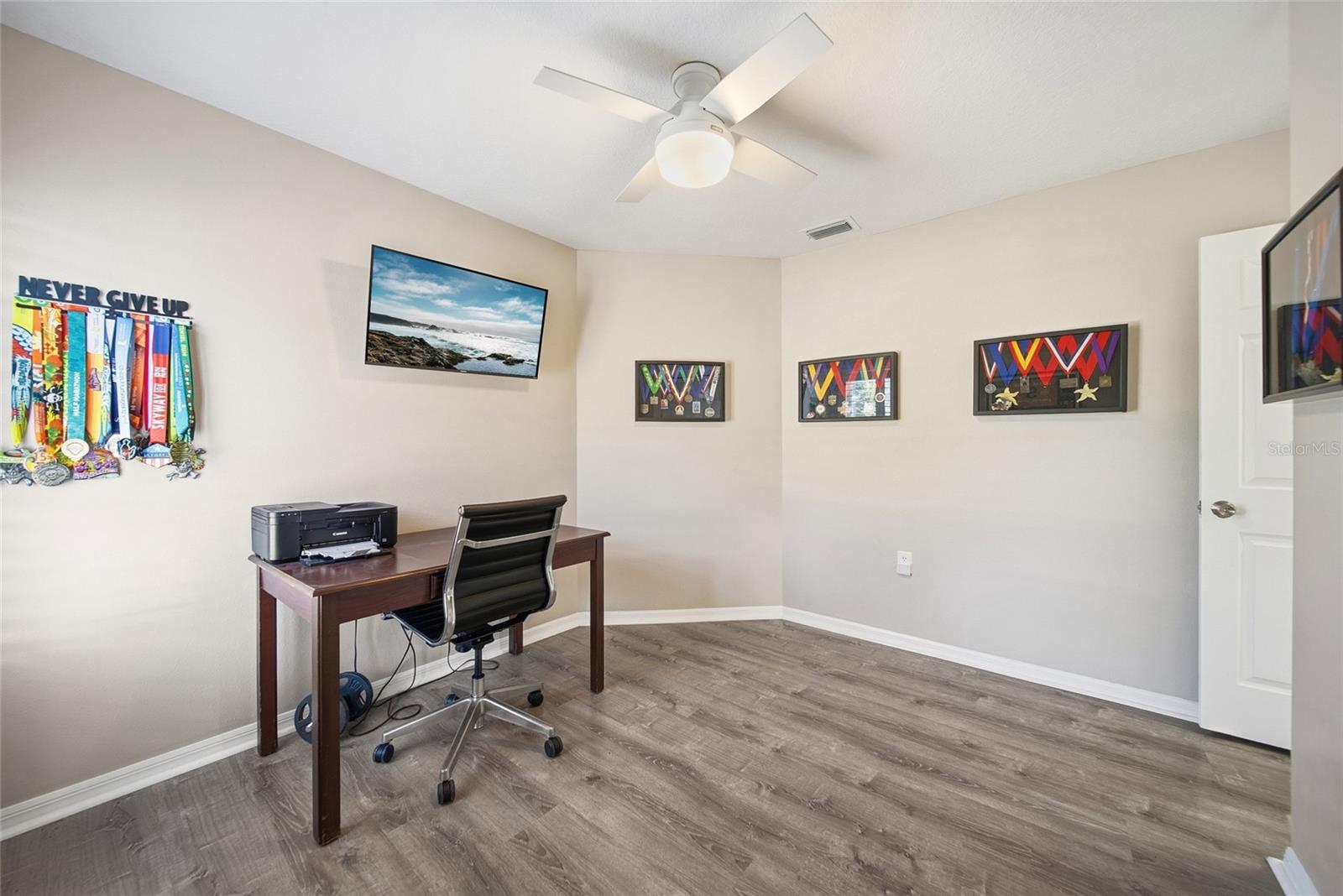 Image 21 of 46 For 2119 Cattleman Drive