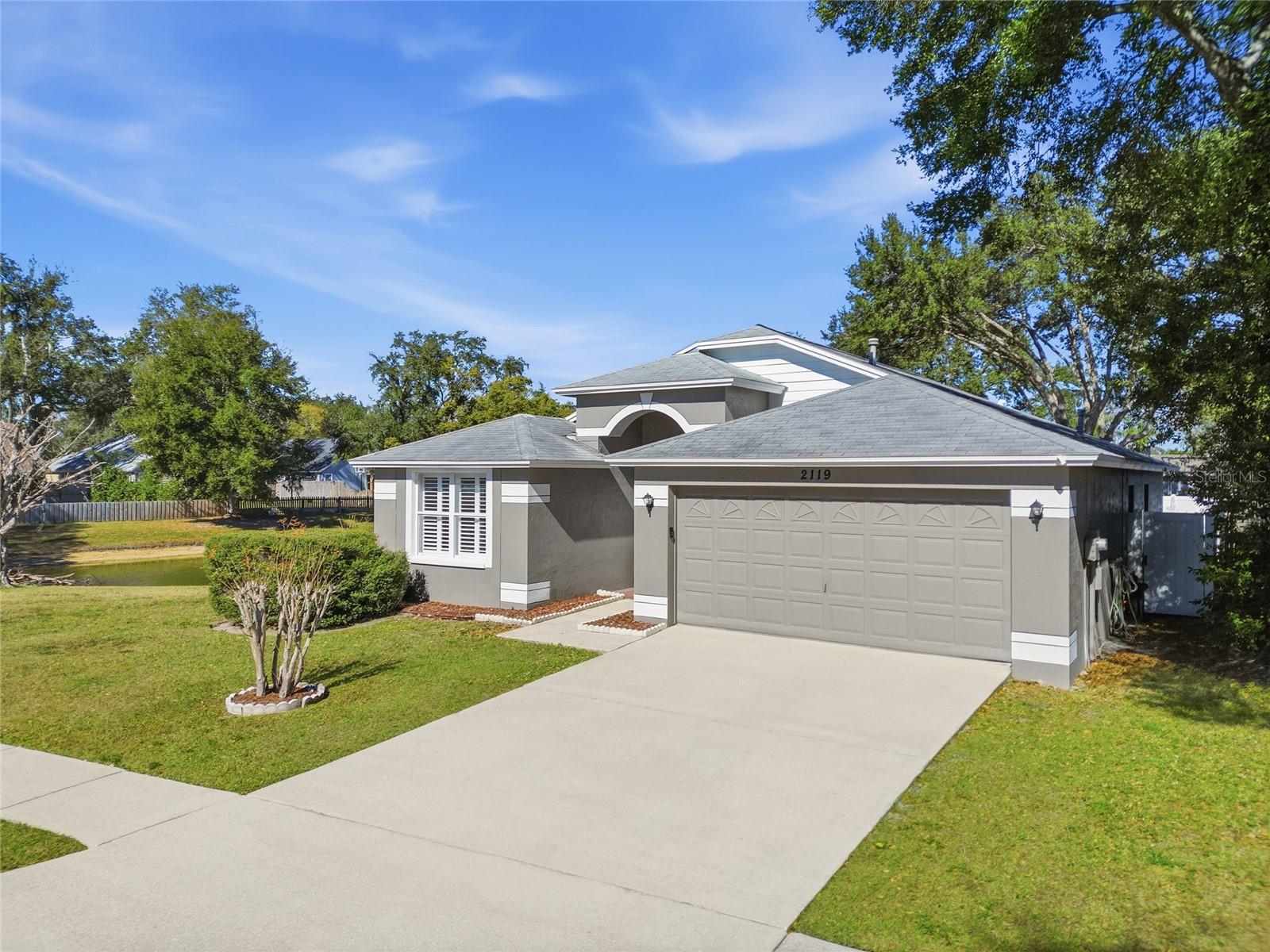 Image 3 of 46 For 2119 Cattleman Drive