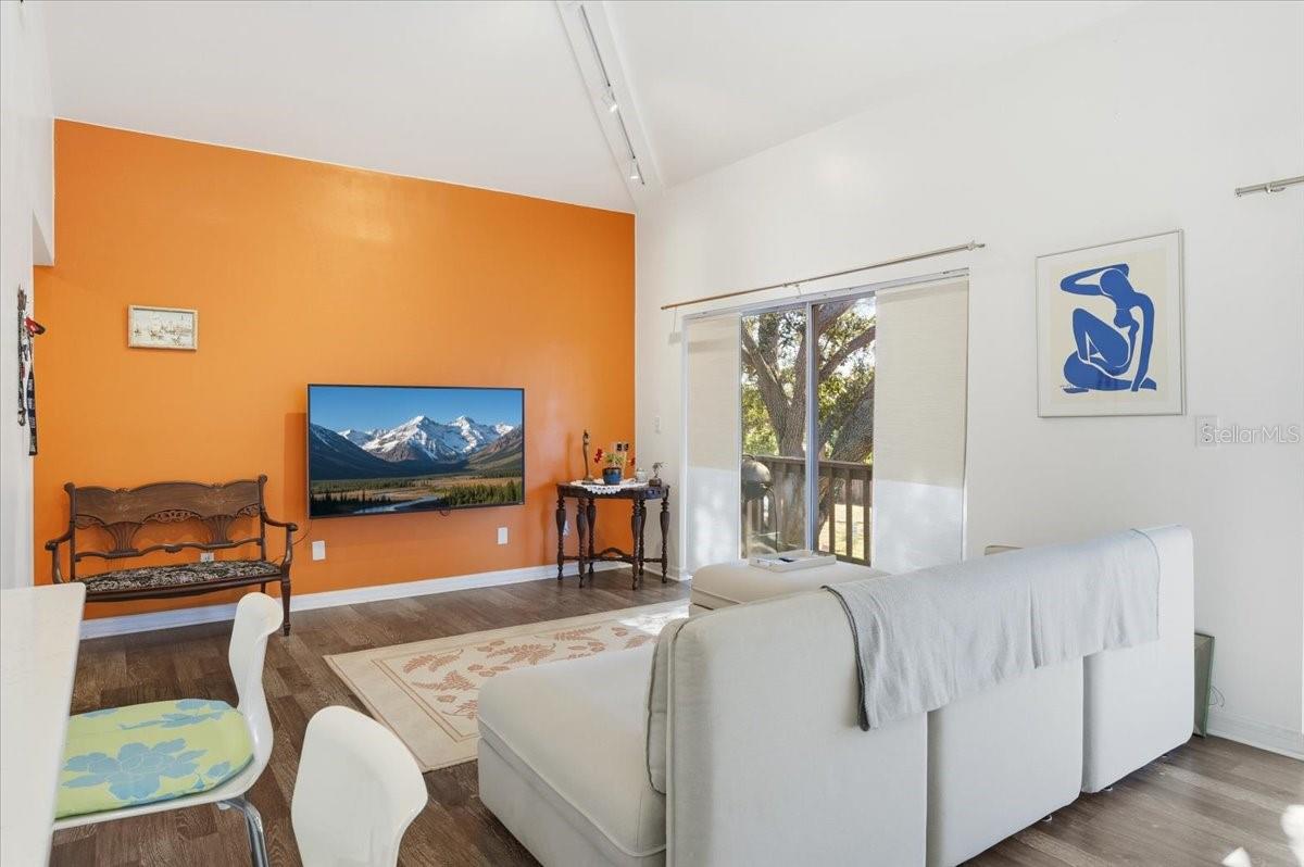 Image 6 of 45 For 1859 Bough Avenue D