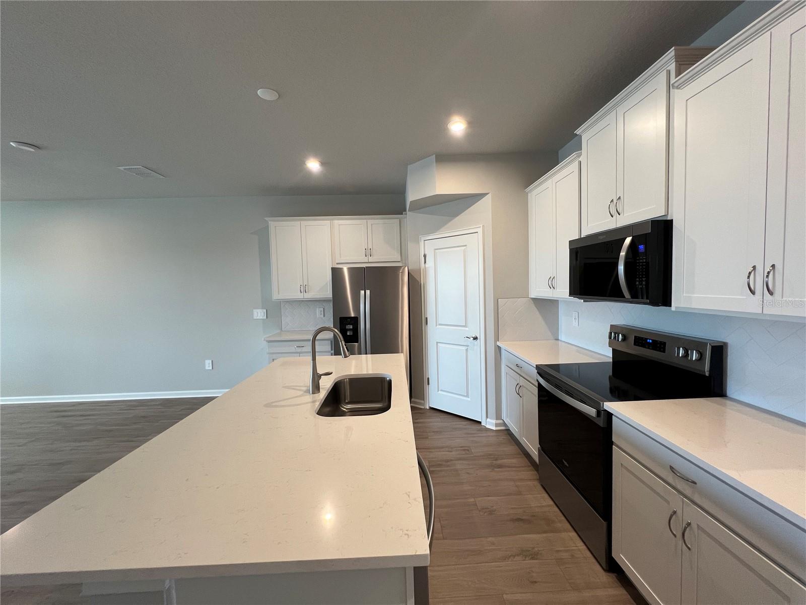 Image 3 of 46 For 9171 Aurelia Avenue