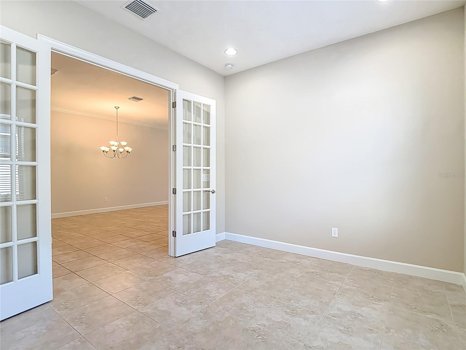 Image 16 of 58 For 8613 Grand Alberato Road