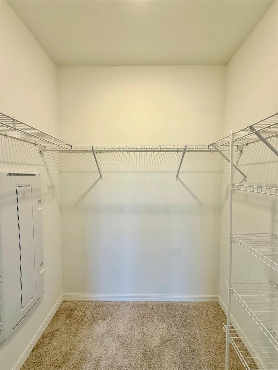 Image 17 of 36 For 11374 Velvet Apricot Drive