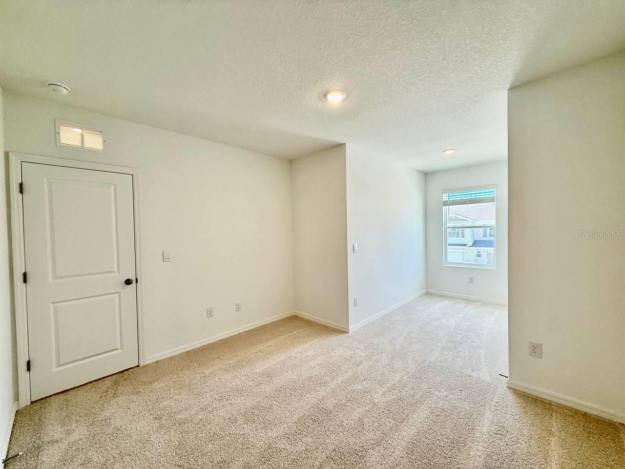 Image 22 of 36 For 11374 Velvet Apricot Drive