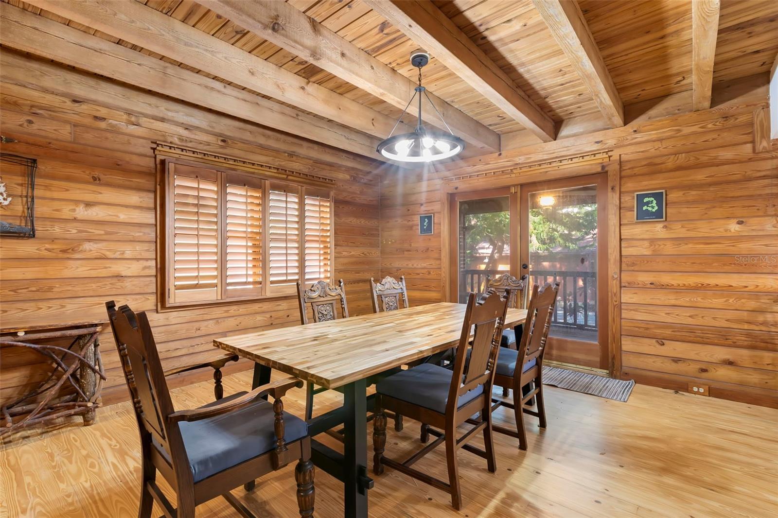 Image 13 of 66 For 809 Cardinal Avenue