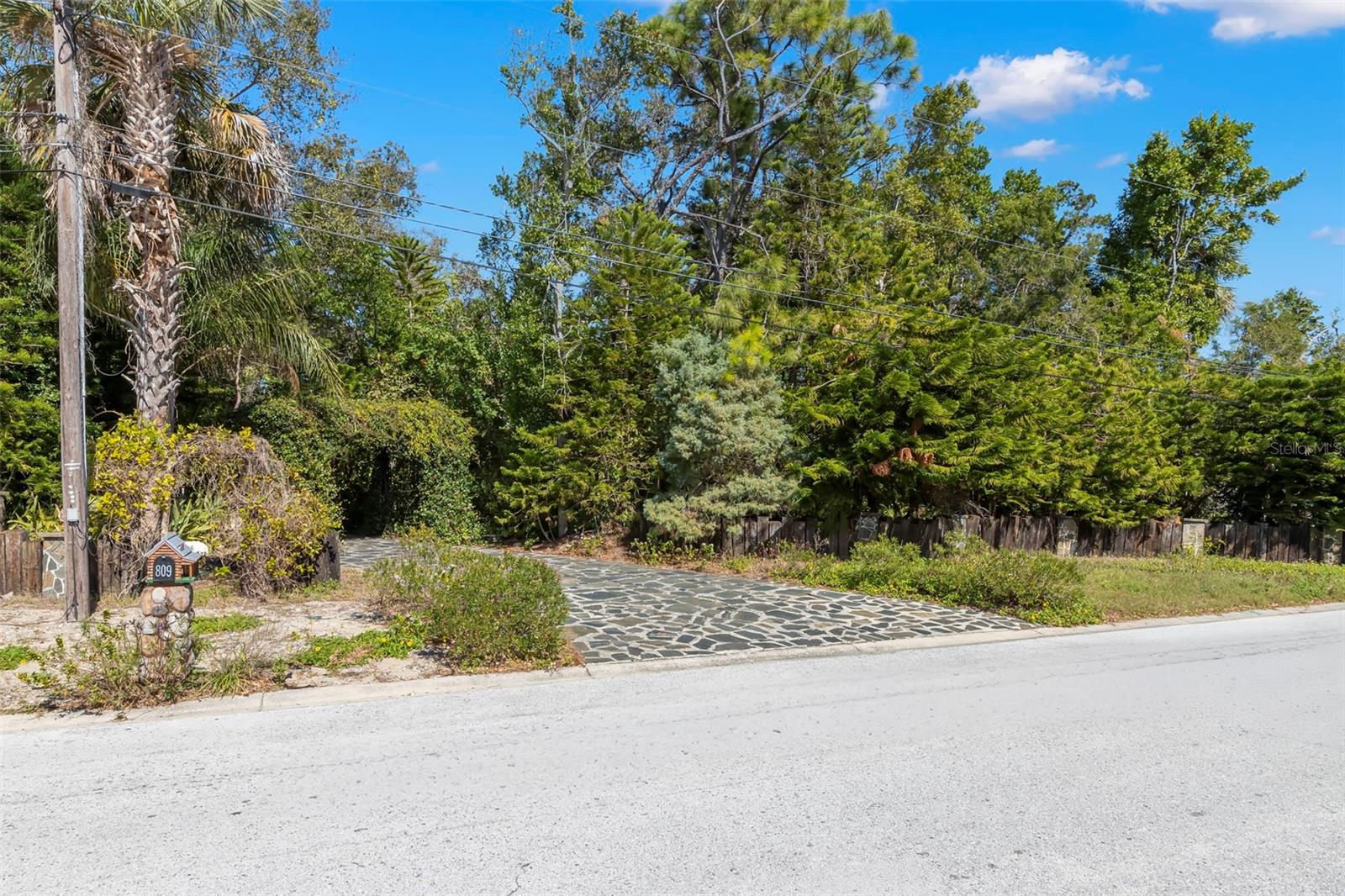 Image 63 of 66 For 809 Cardinal Avenue