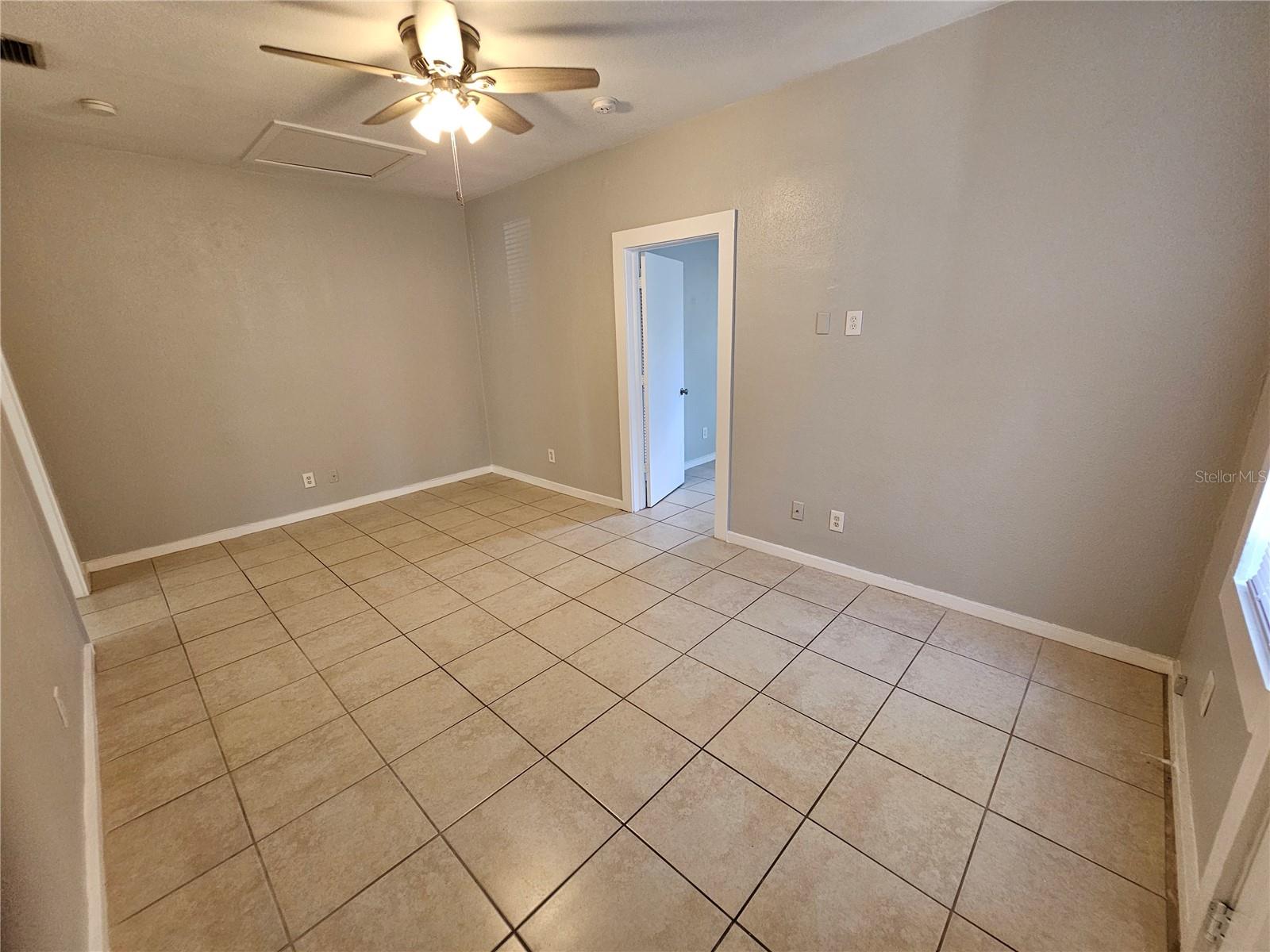 Image 15 of 19 For 1408 Fort Harrison Avenue B