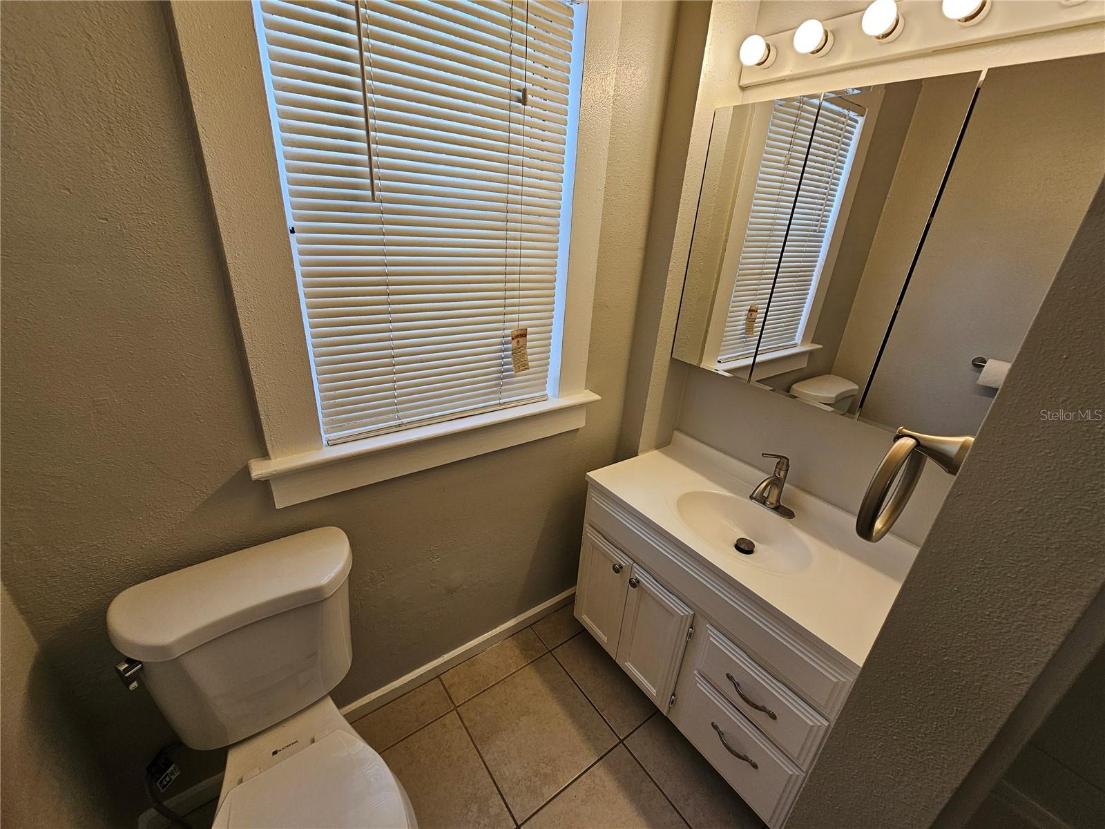 Image 4 of 19 For 1408 Fort Harrison Avenue B