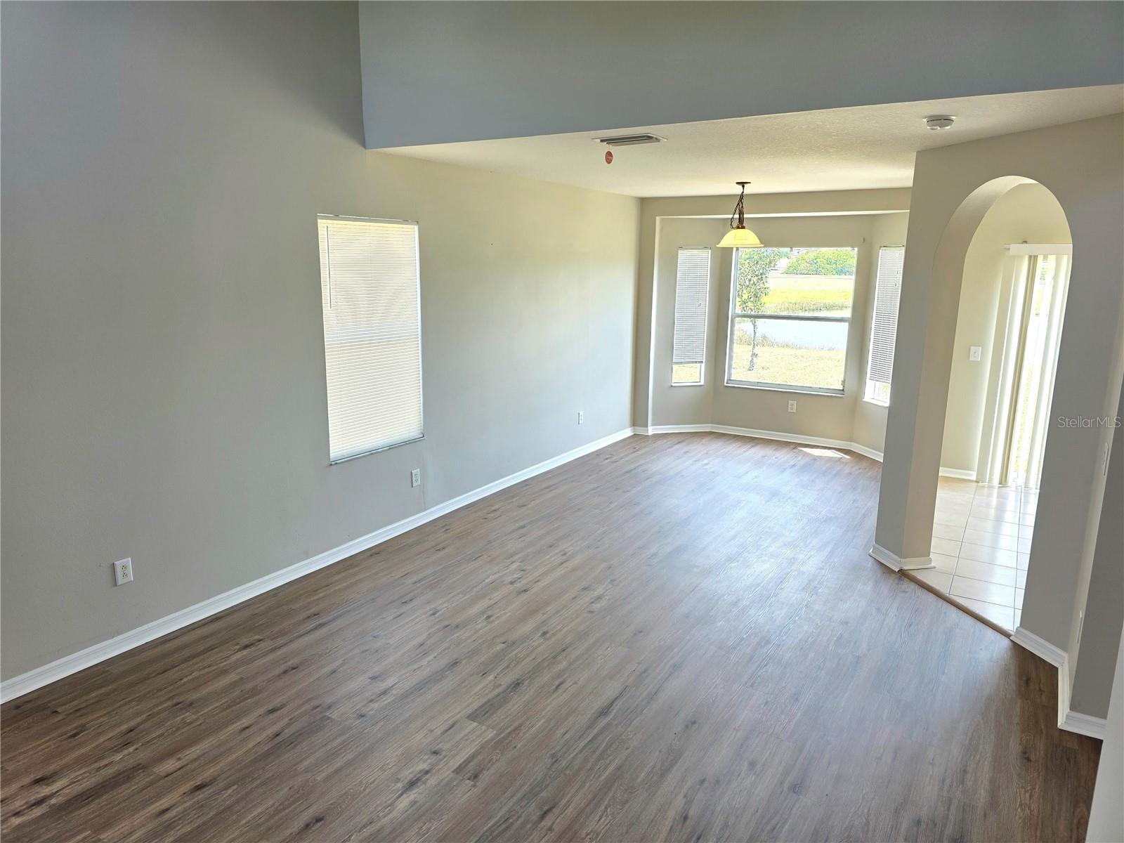 Image 8 of 17 For 12604 Montford Lane