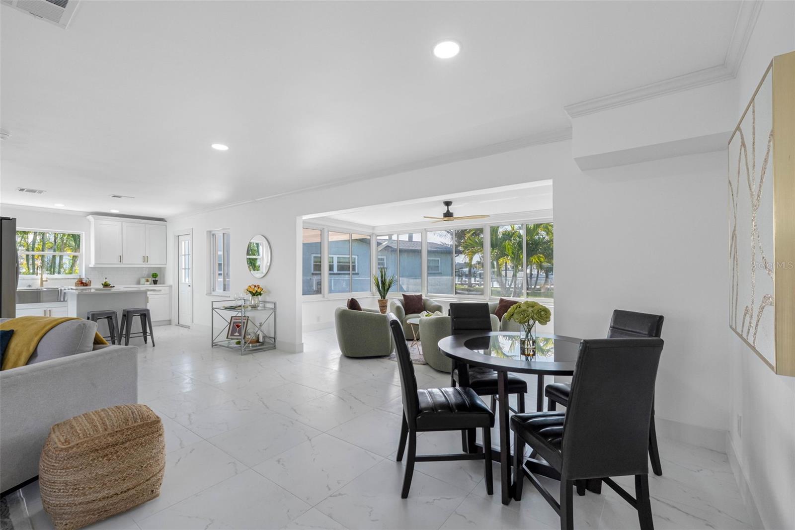 Listing photo id 8 for 785 115th Avenue