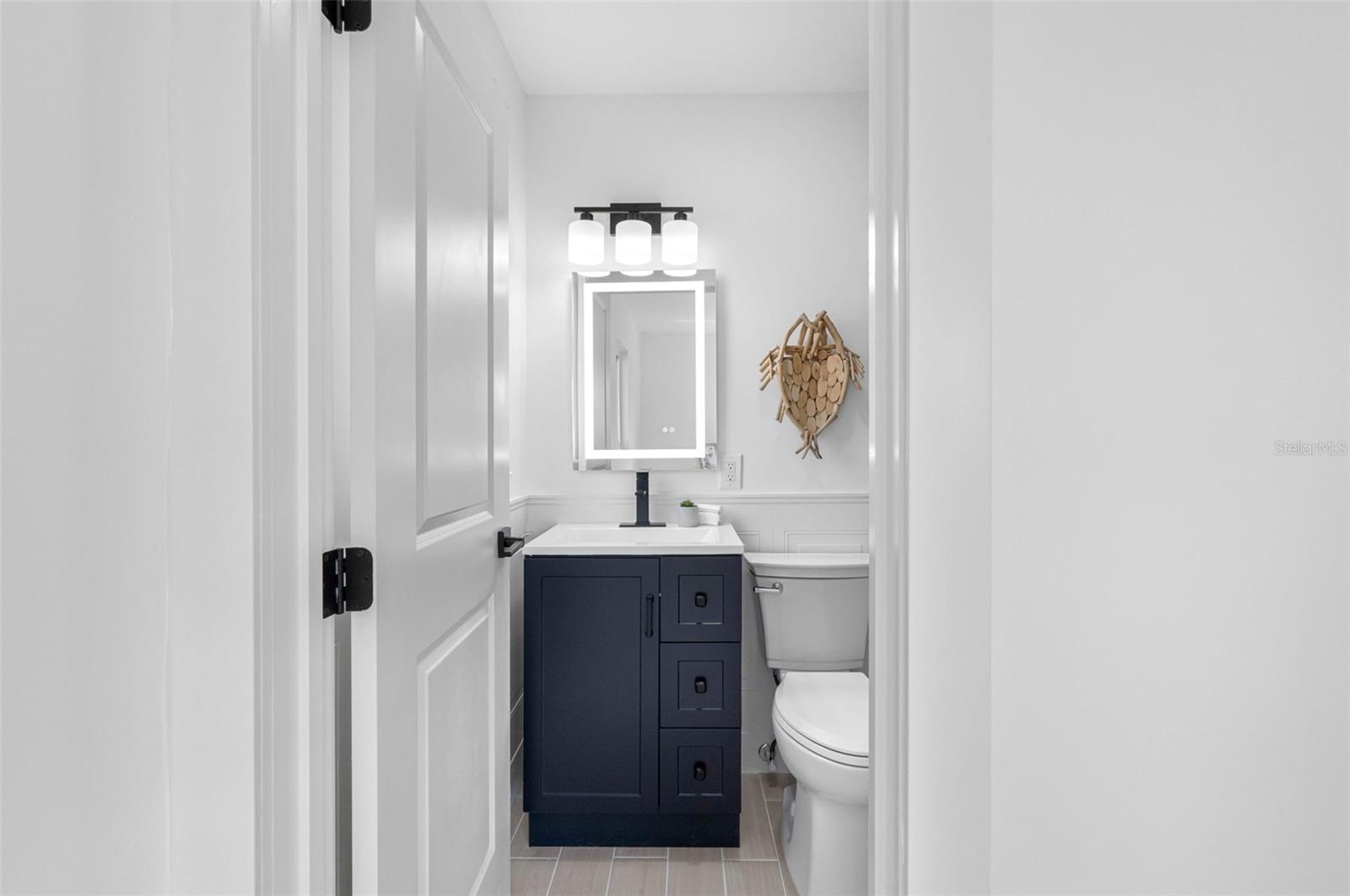 Listing photo id 24 for 785 115th Avenue