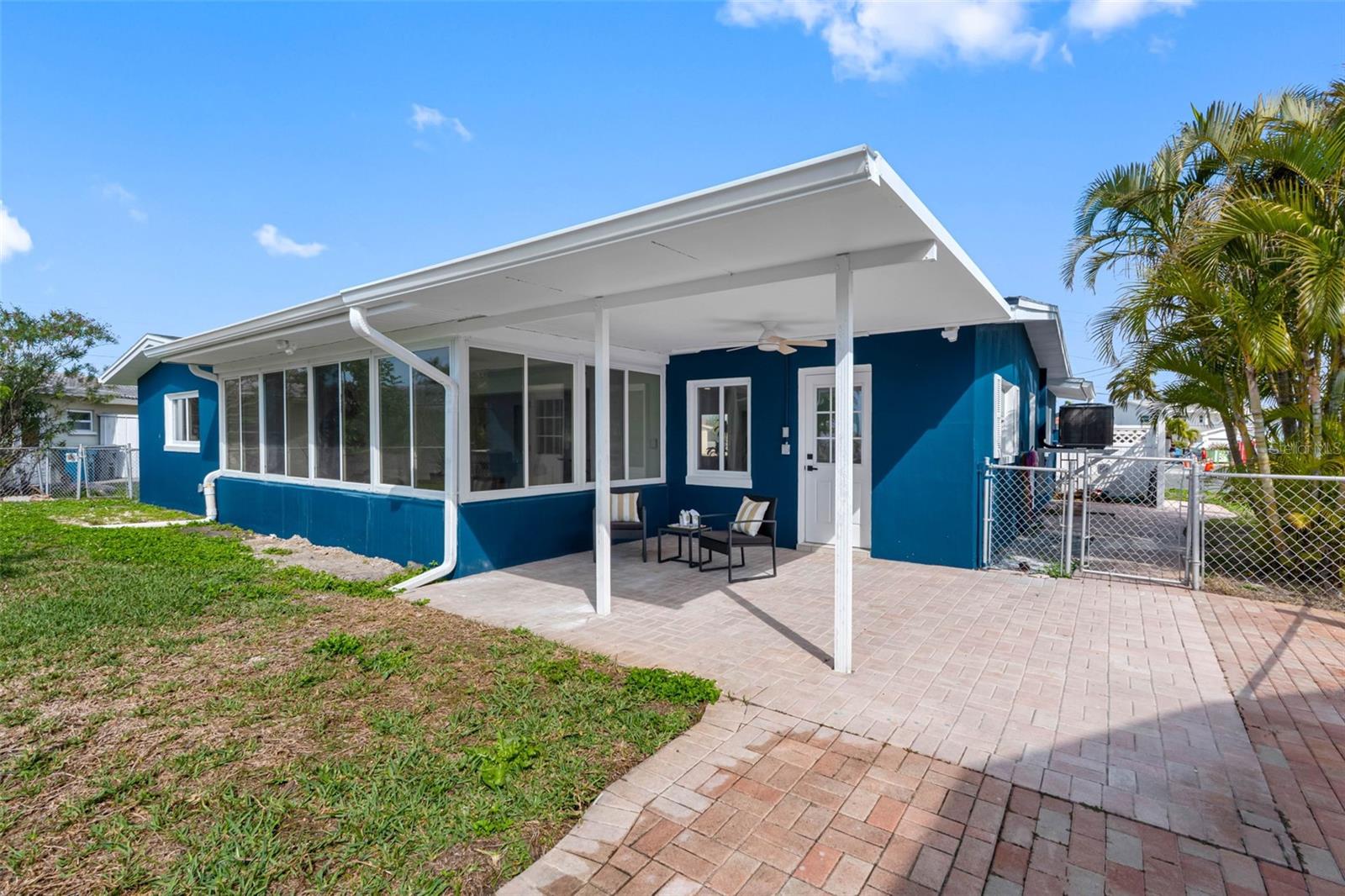 Listing photo id 34 for 785 115th Avenue