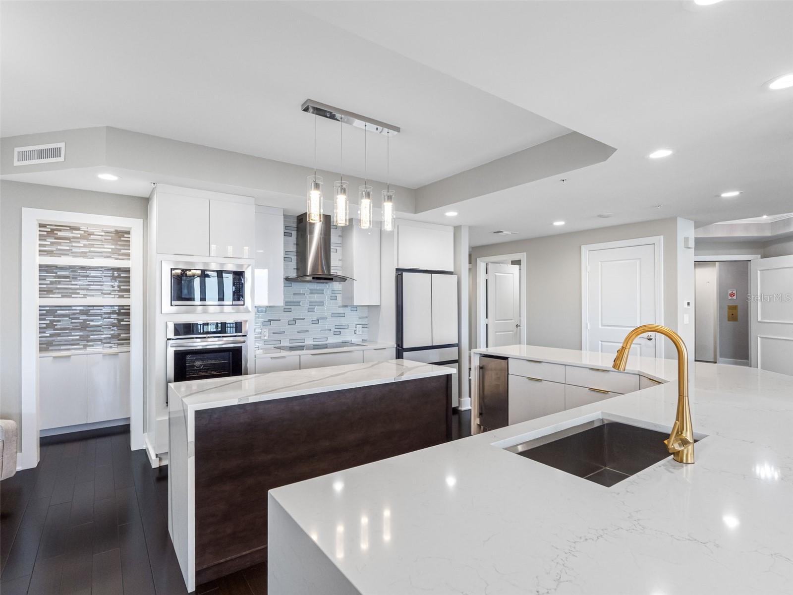 Image 27 of 80 For 5823 Bowen Daniel Drive 1206