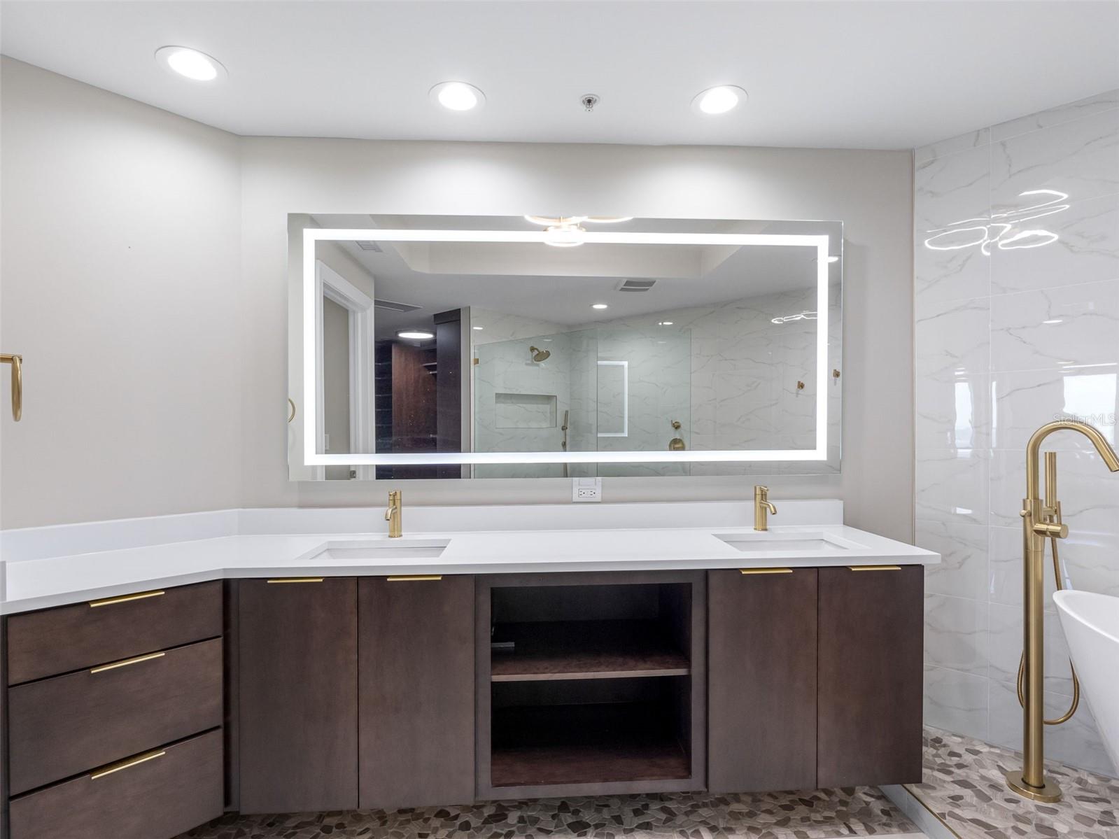 Image 47 of 80 For 5823 Bowen Daniel Drive 1206