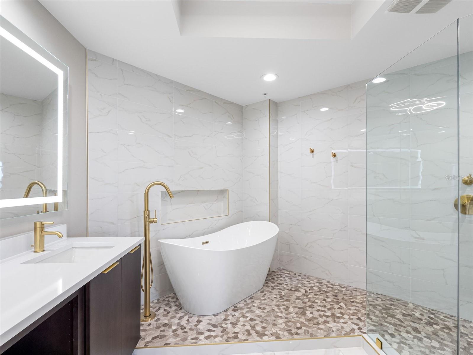 Image 48 of 80 For 5823 Bowen Daniel Drive 1206