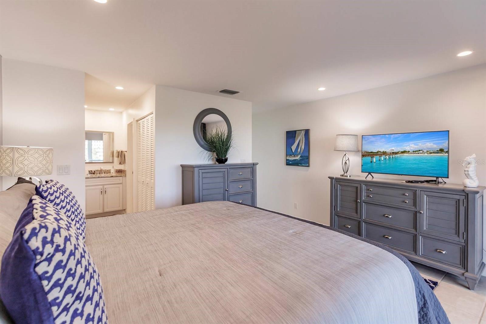 Image 14 of 22 For 1255 Peppertree Drive 403