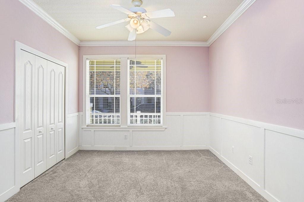 Listing photo id 24 for 9513 West Park Village Drive