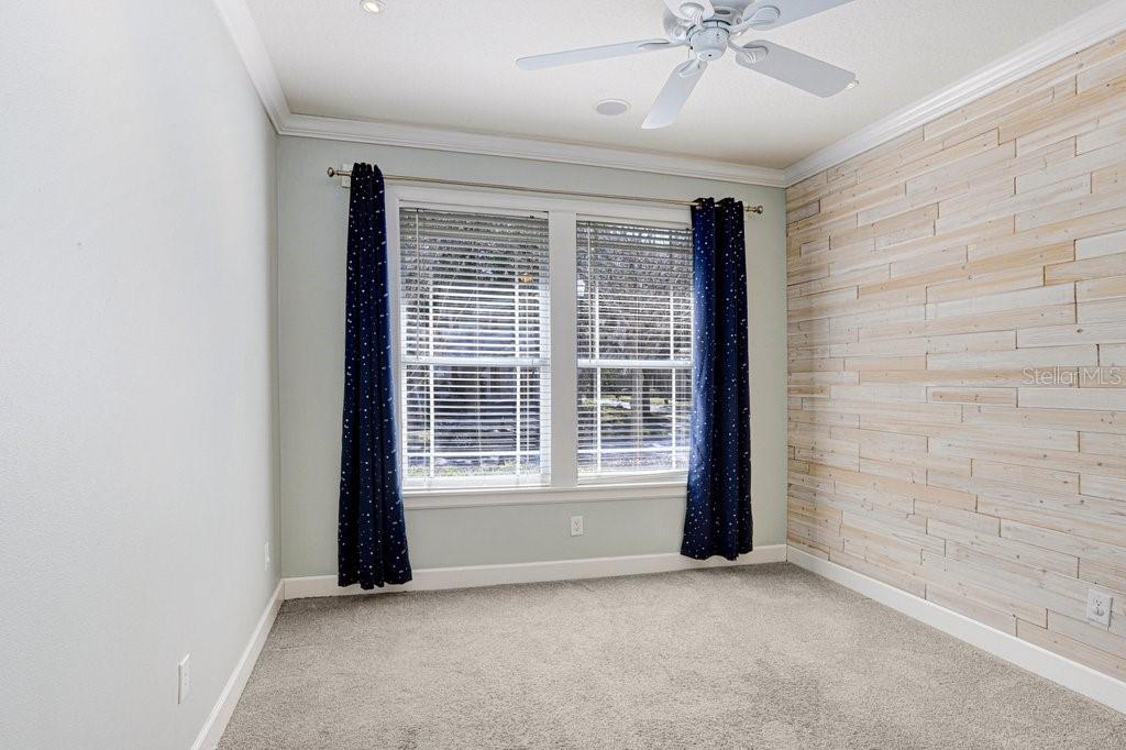 Listing photo id 26 for 9513 West Park Village Drive