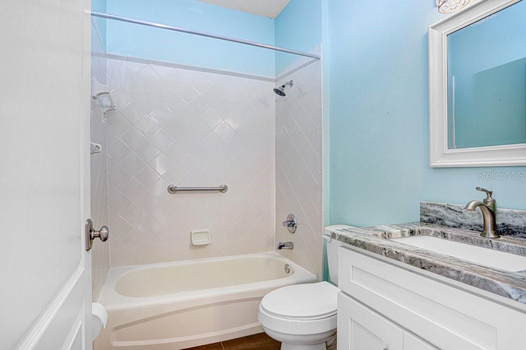 Listing photo id 28 for 9513 West Park Village Drive