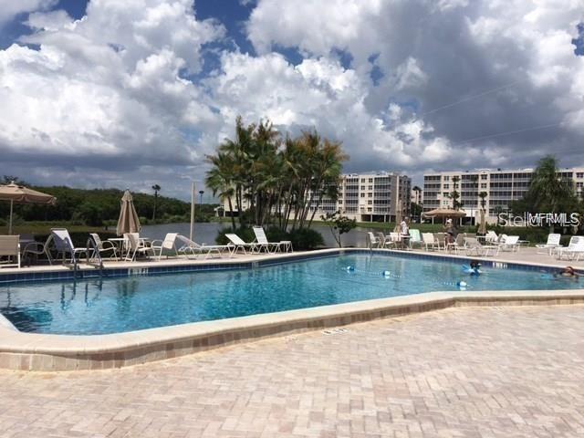 Image 7 of 19 For 10038 62nd Terrace N 11