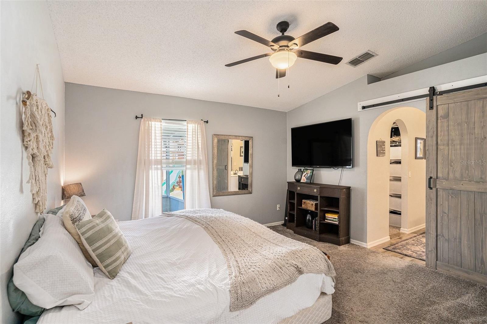 Image 10 of 23 For 24823 Permit Way