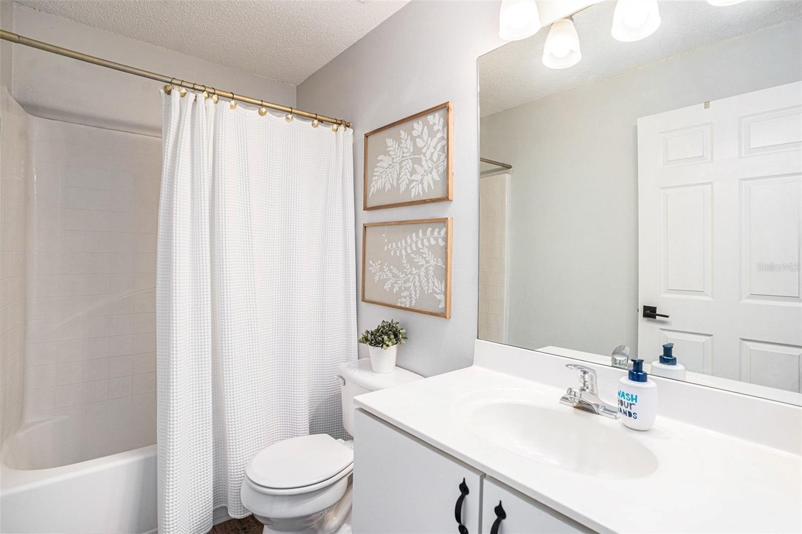 Image 17 of 23 For 24823 Permit Way