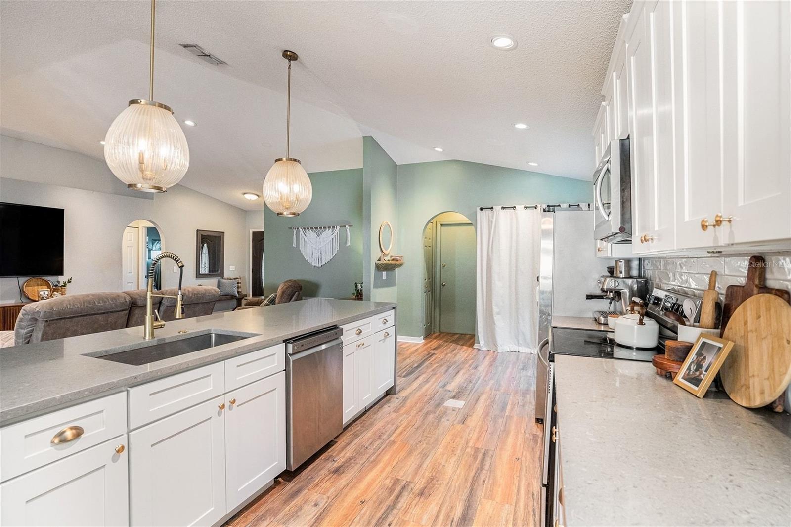 Image 7 of 23 For 24823 Permit Way