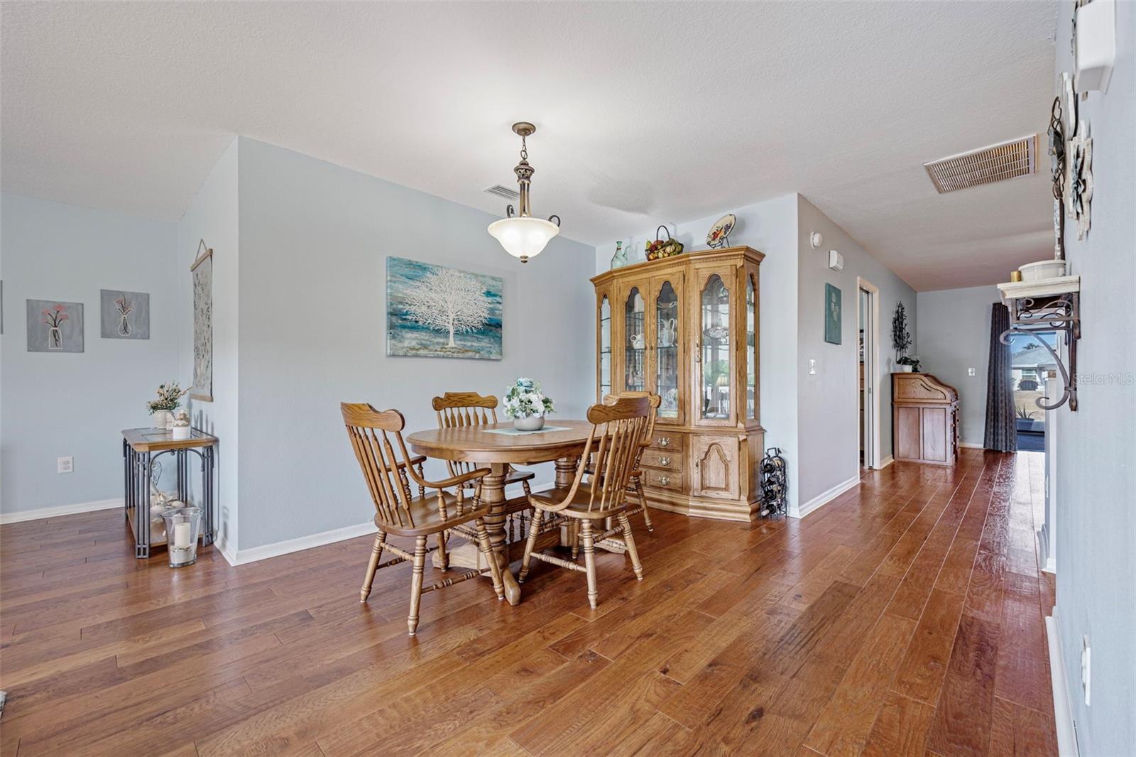 Image 11 of 74 For 1207 Bluewater Drive