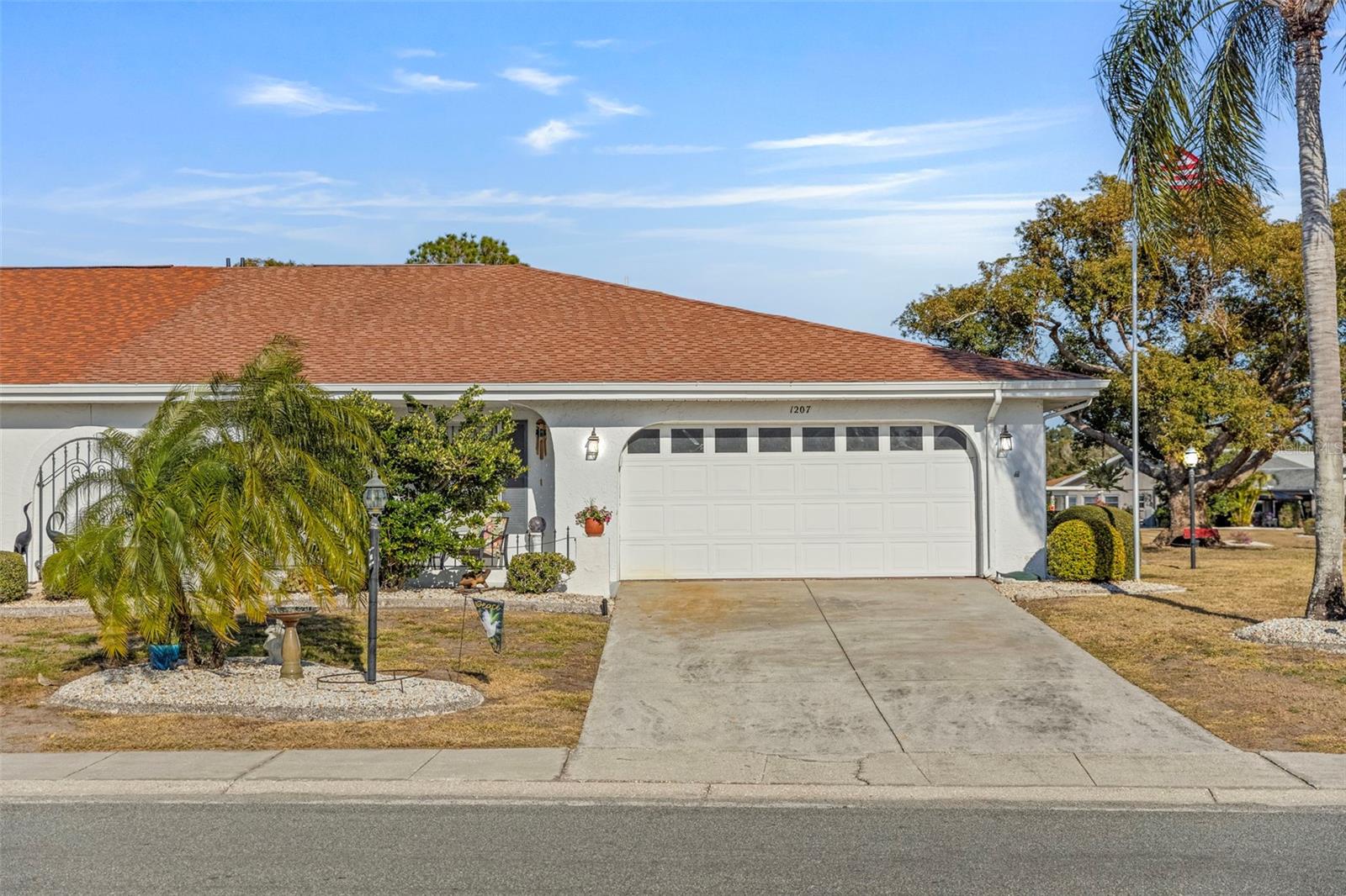 Image 2 of 74 For 1207 Bluewater Drive