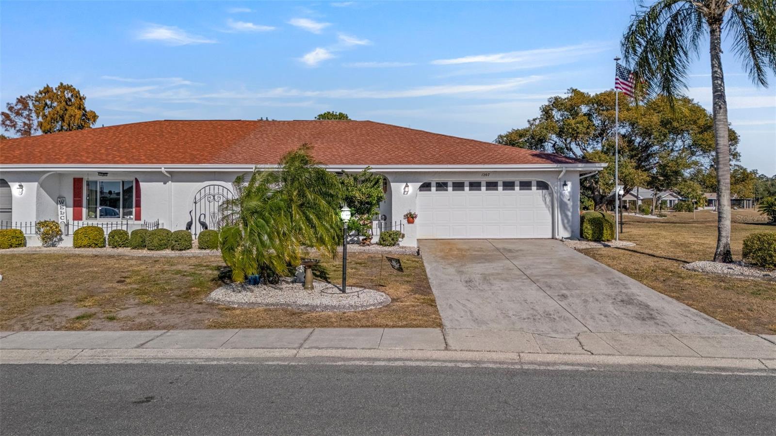 Image 40 of 74 For 1207 Bluewater Drive