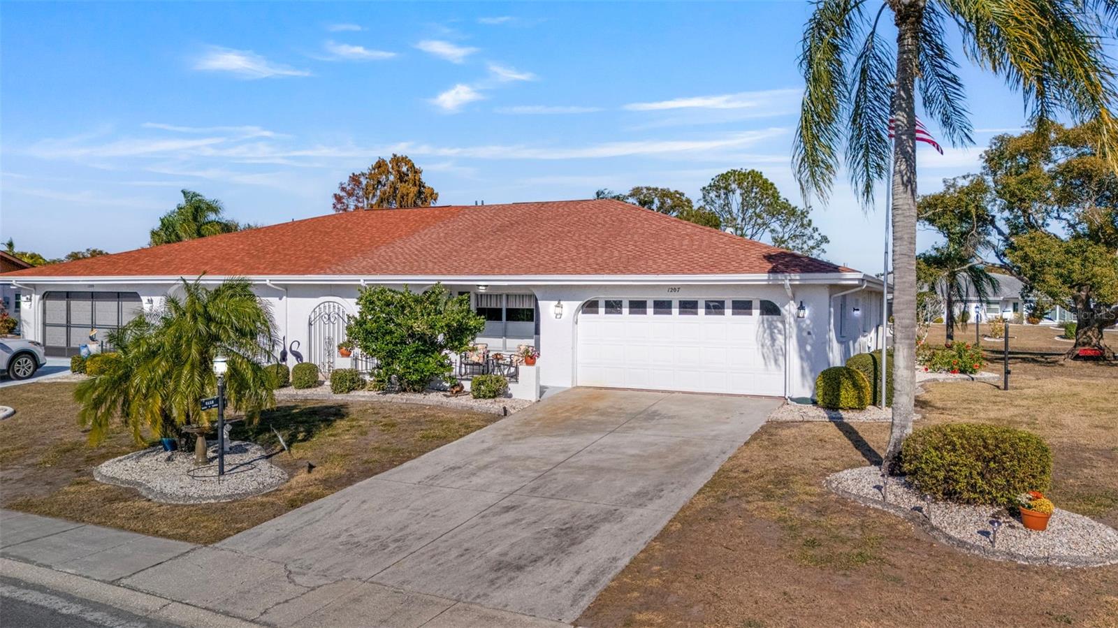 Image 41 of 74 For 1207 Bluewater Drive