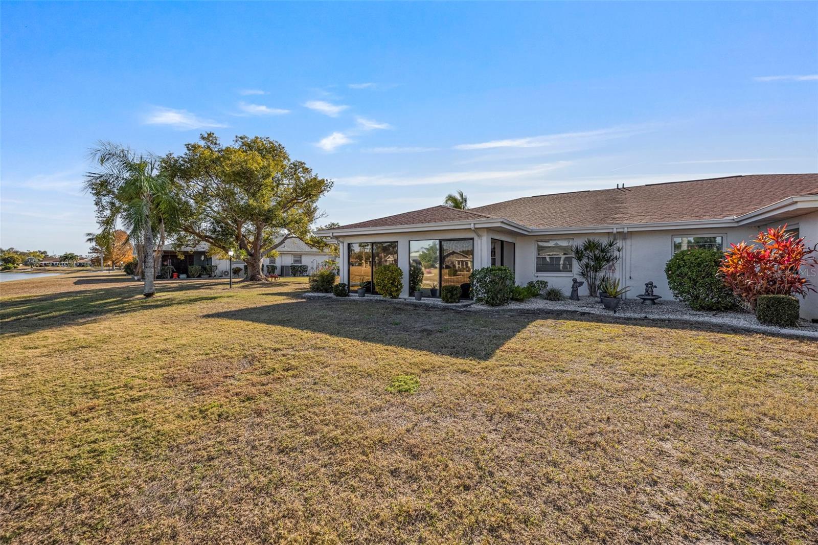 Image 46 of 74 For 1207 Bluewater Drive