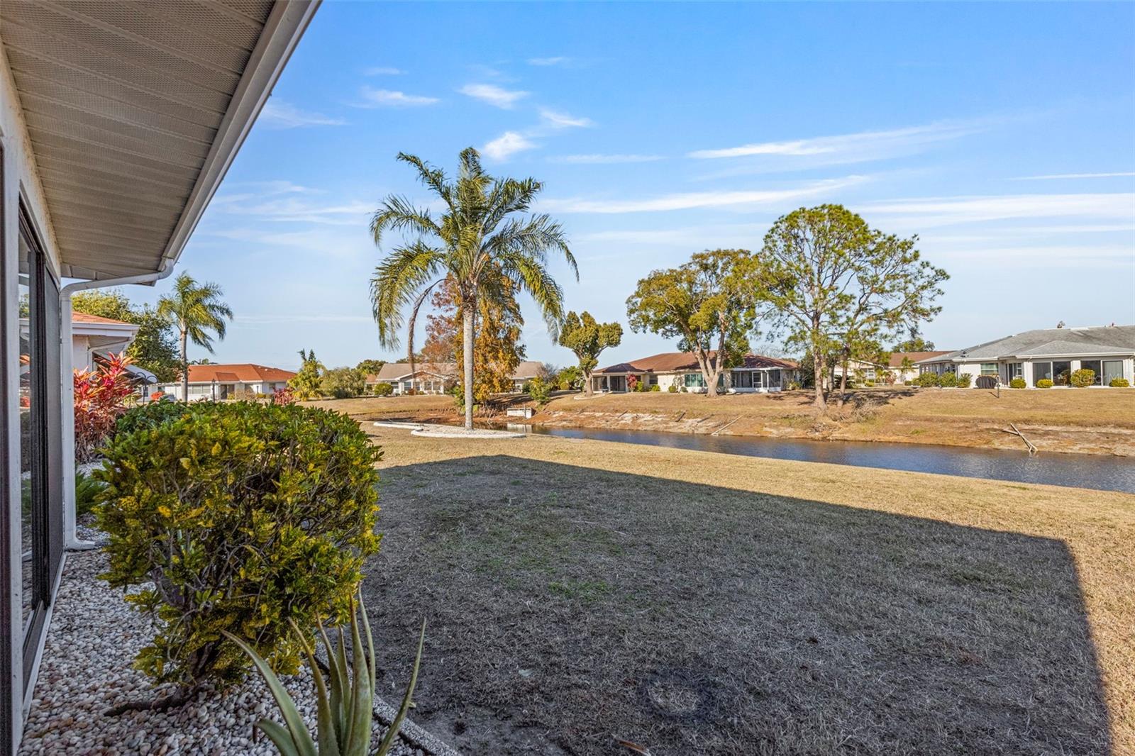 Image 47 of 74 For 1207 Bluewater Drive