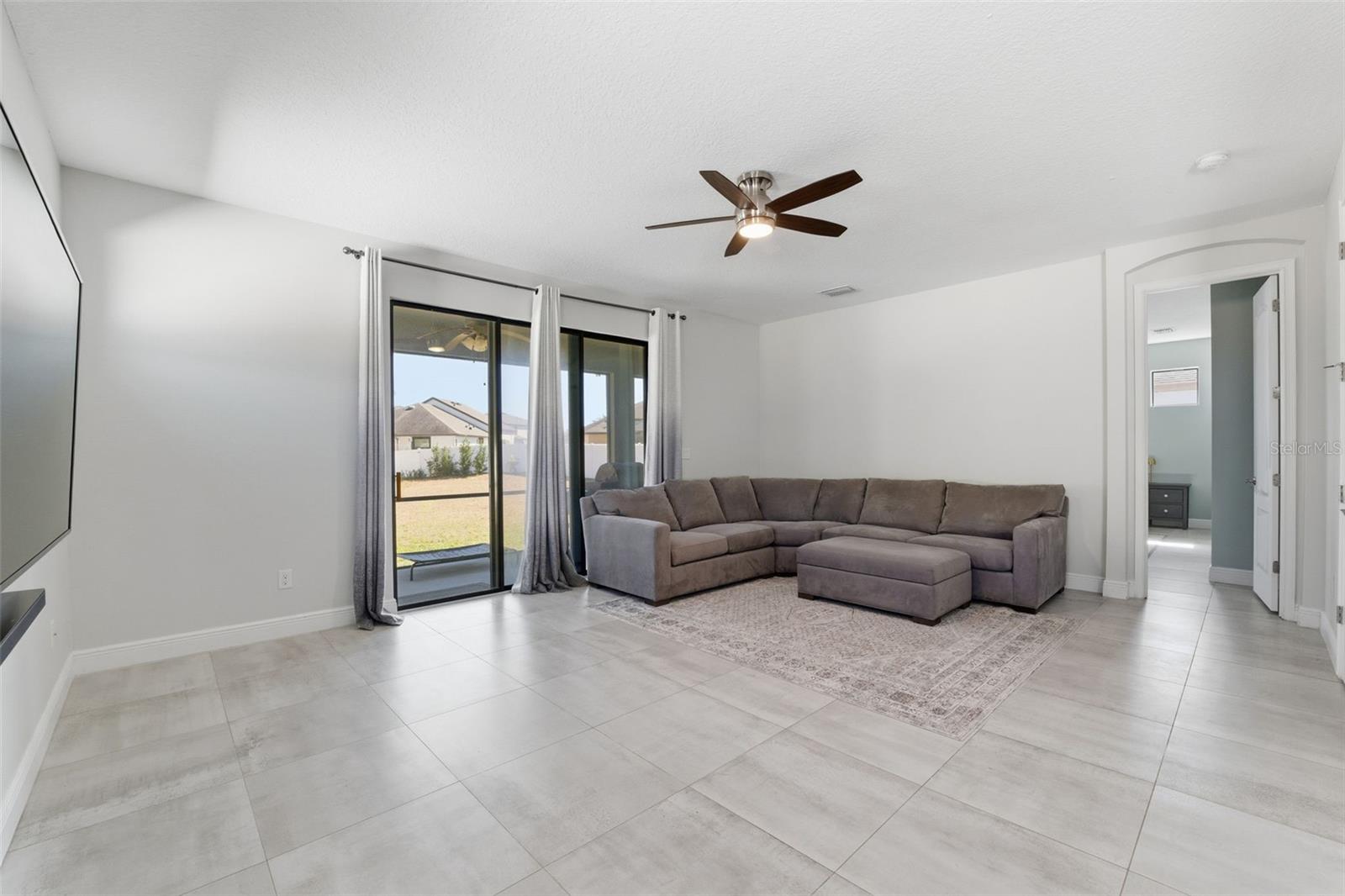 Image 25 of 53 For 8328 Auburn Rise Court