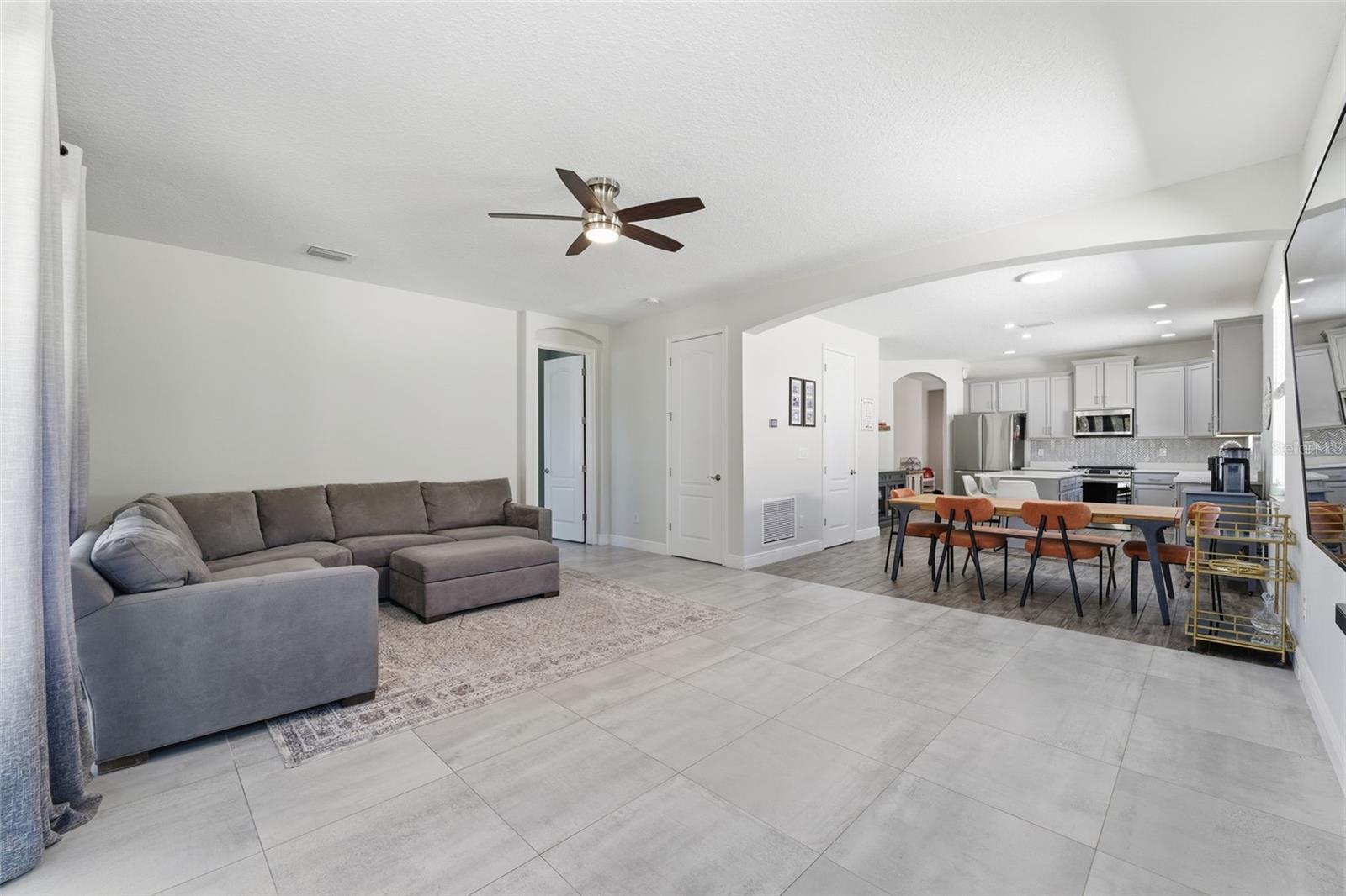 Image 26 of 53 For 8328 Auburn Rise Court