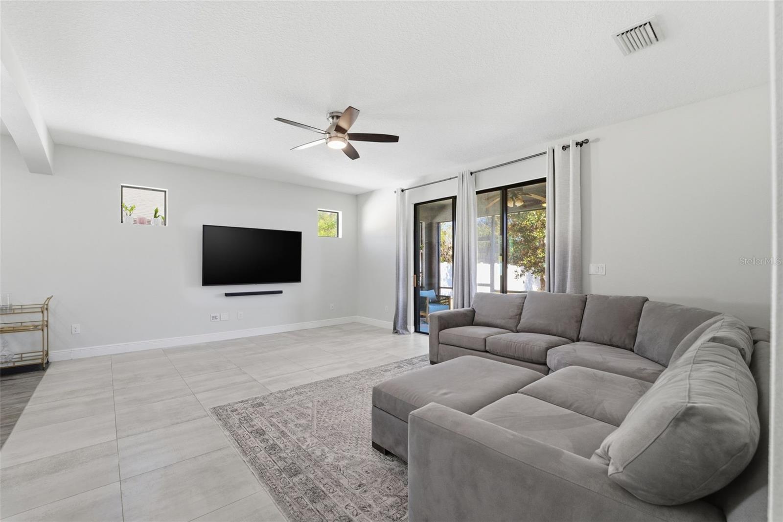 Image 27 of 53 For 8328 Auburn Rise Court