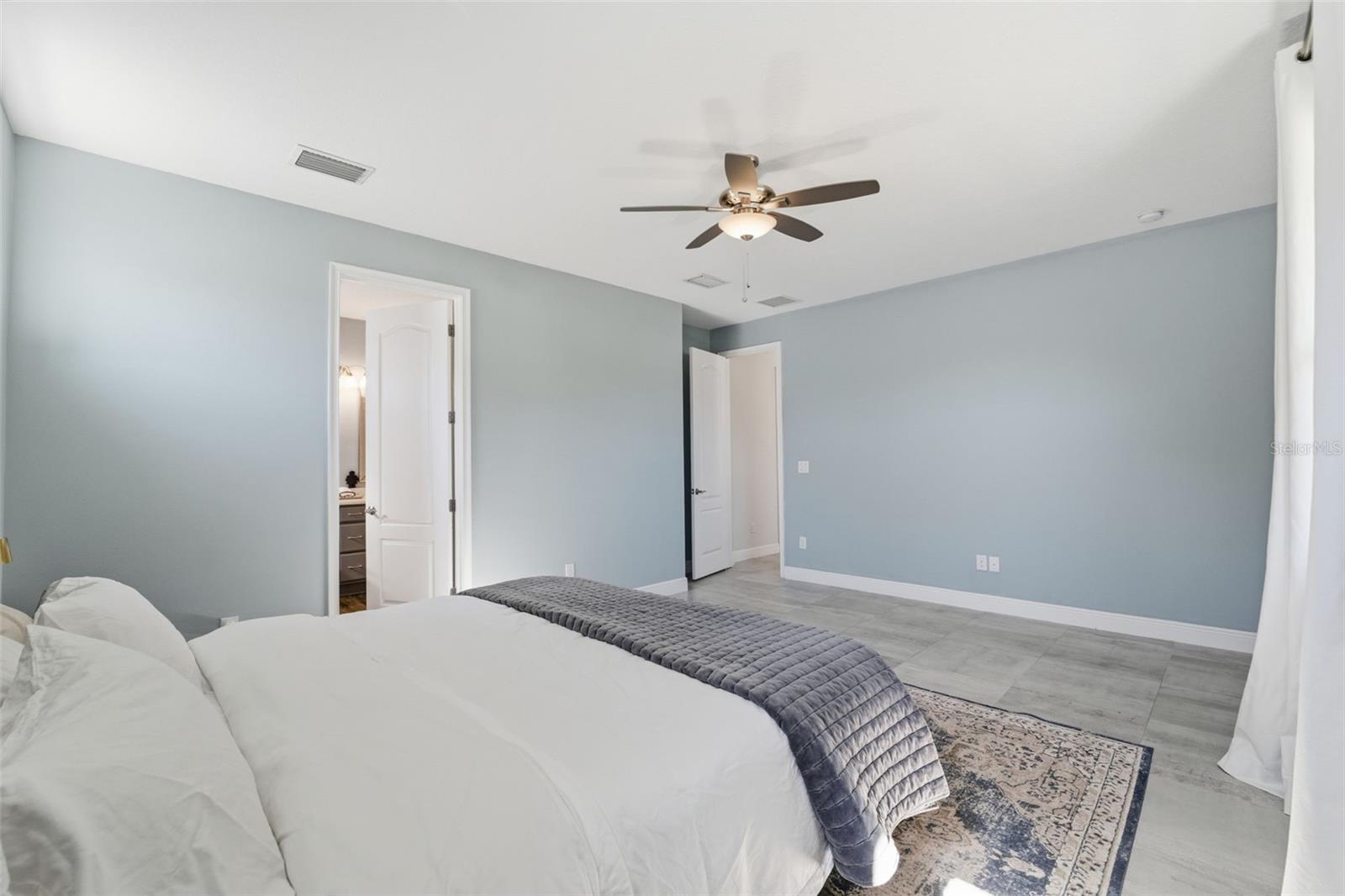 Image 29 of 53 For 8328 Auburn Rise Court