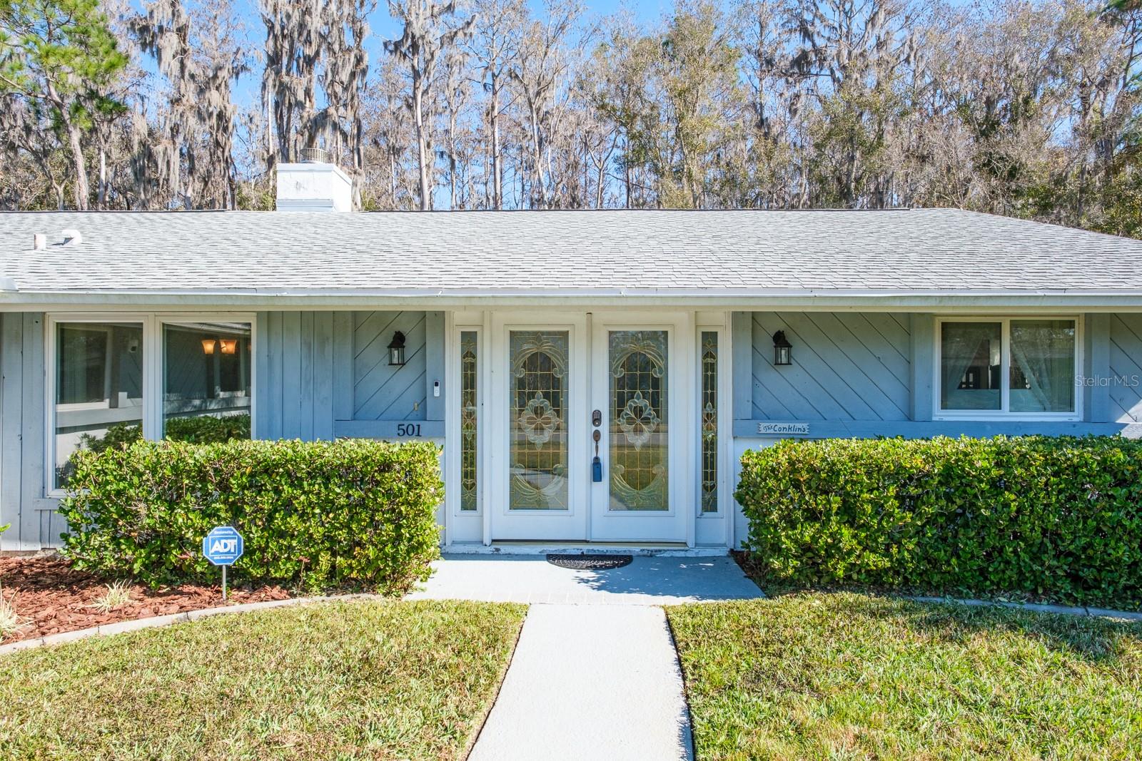 Image 10 of 74 For 501 Lakeview Drive