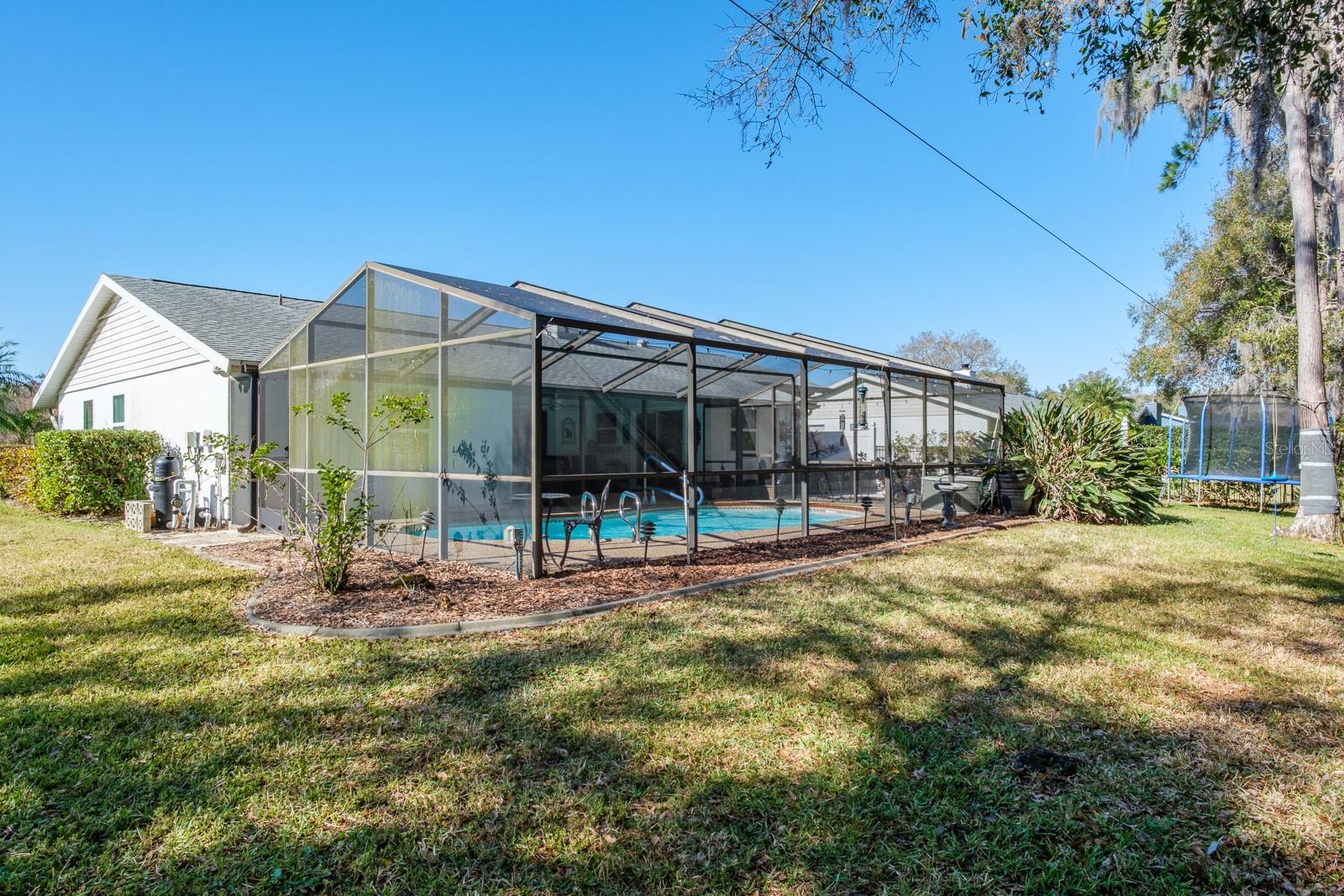 Image 56 of 74 For 501 Lakeview Drive