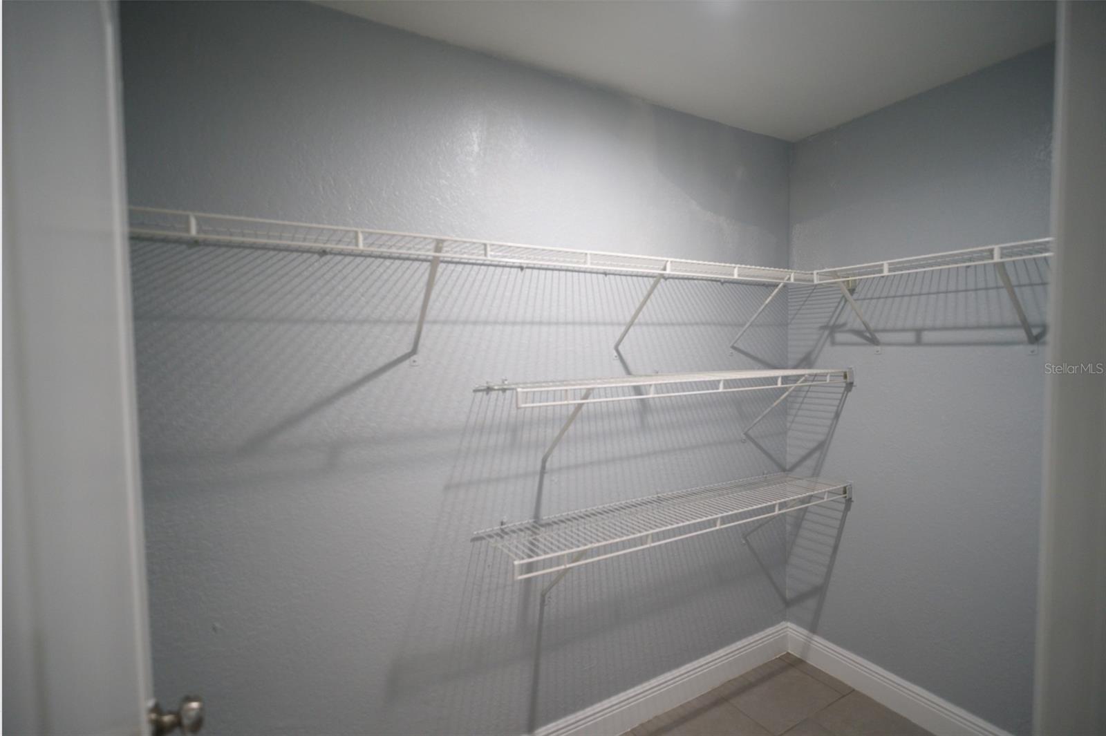 Image 11 of 13 For 907 Humphrey Street