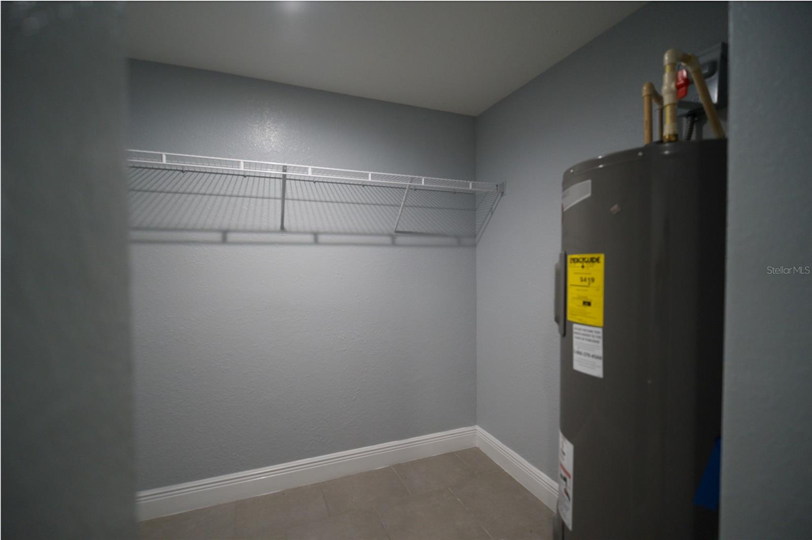 Image 13 of 13 For 907 Humphrey Street