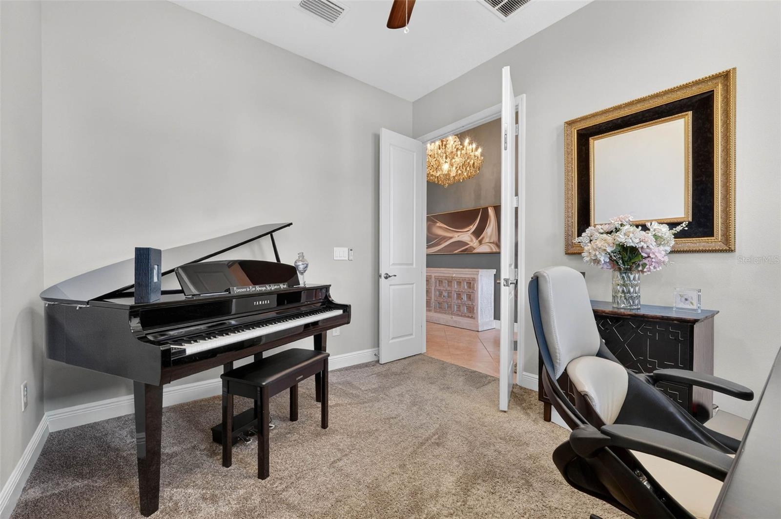 Image 12 of 92 For 30724 Lindentree Drive