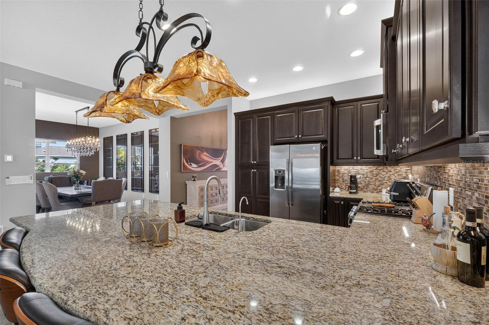 Image 21 of 92 For 30724 Lindentree Drive