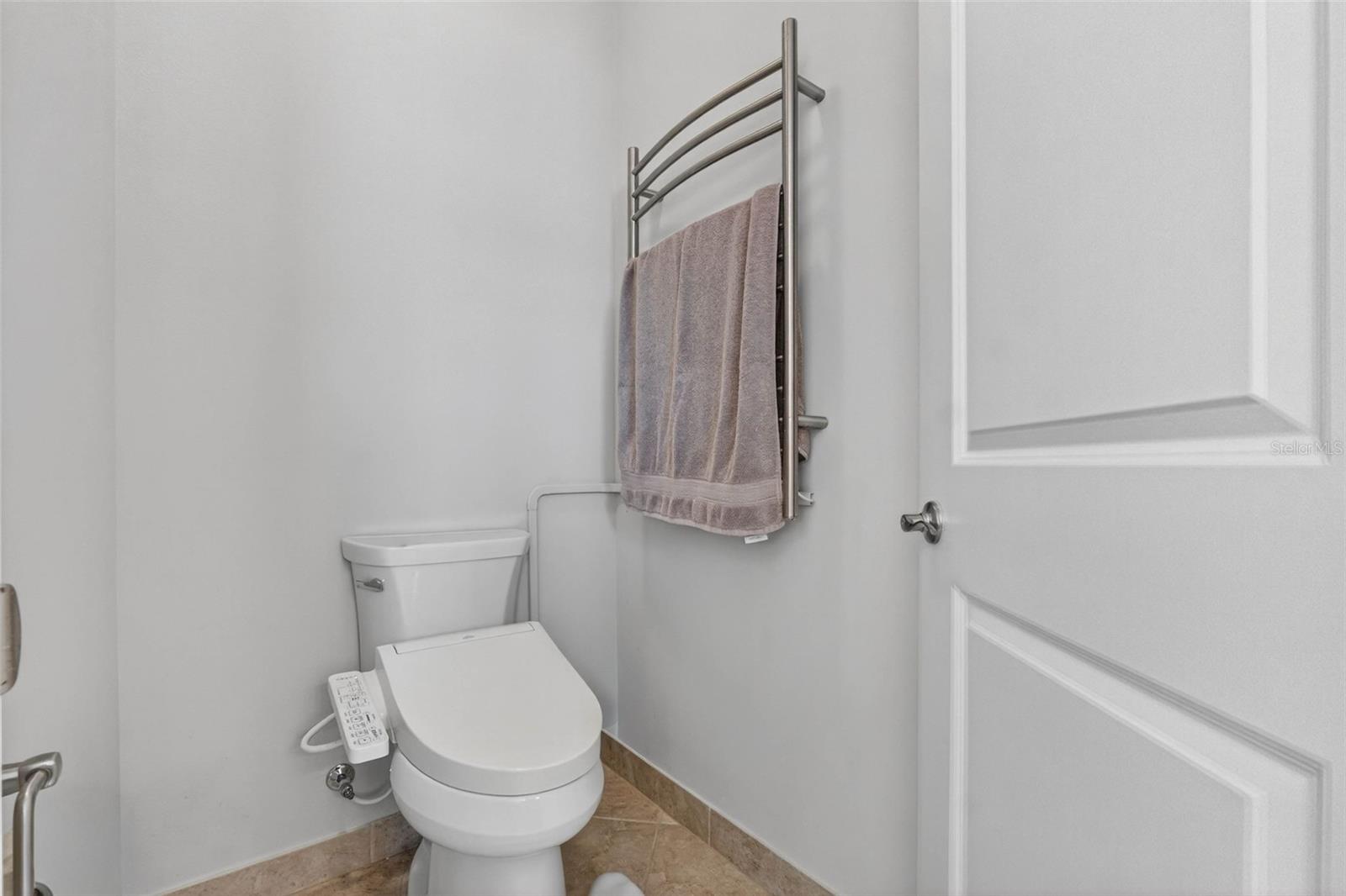 Image 38 of 92 For 30724 Lindentree Drive