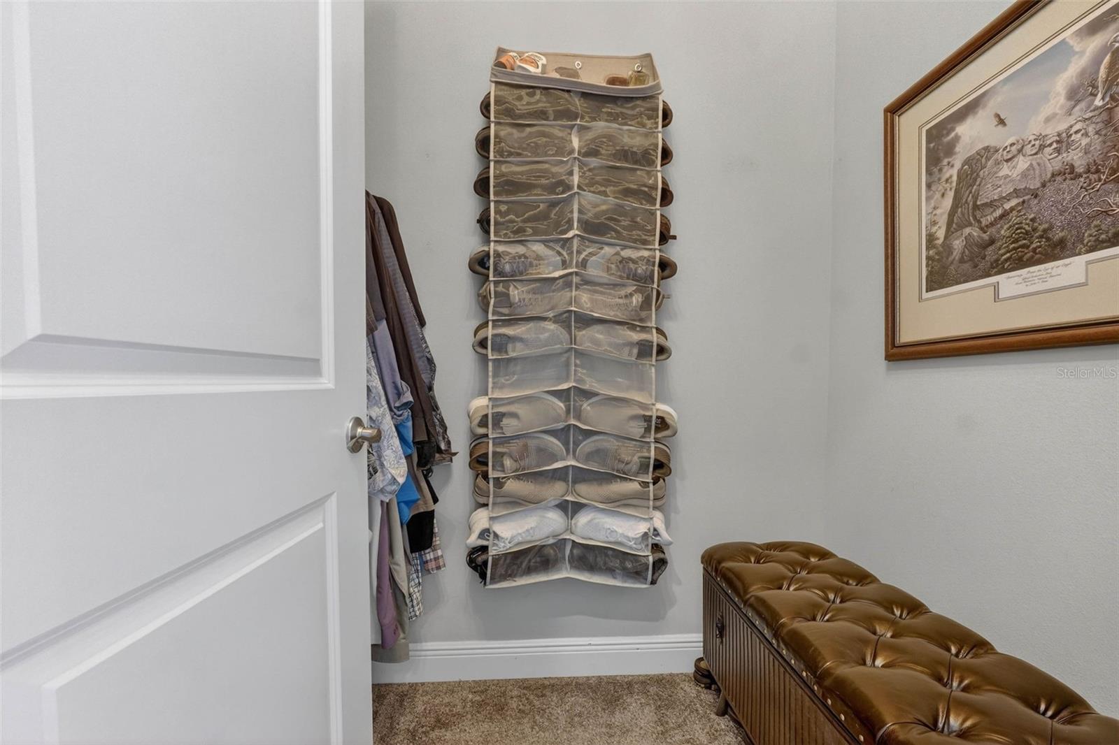 Image 39 of 92 For 30724 Lindentree Drive