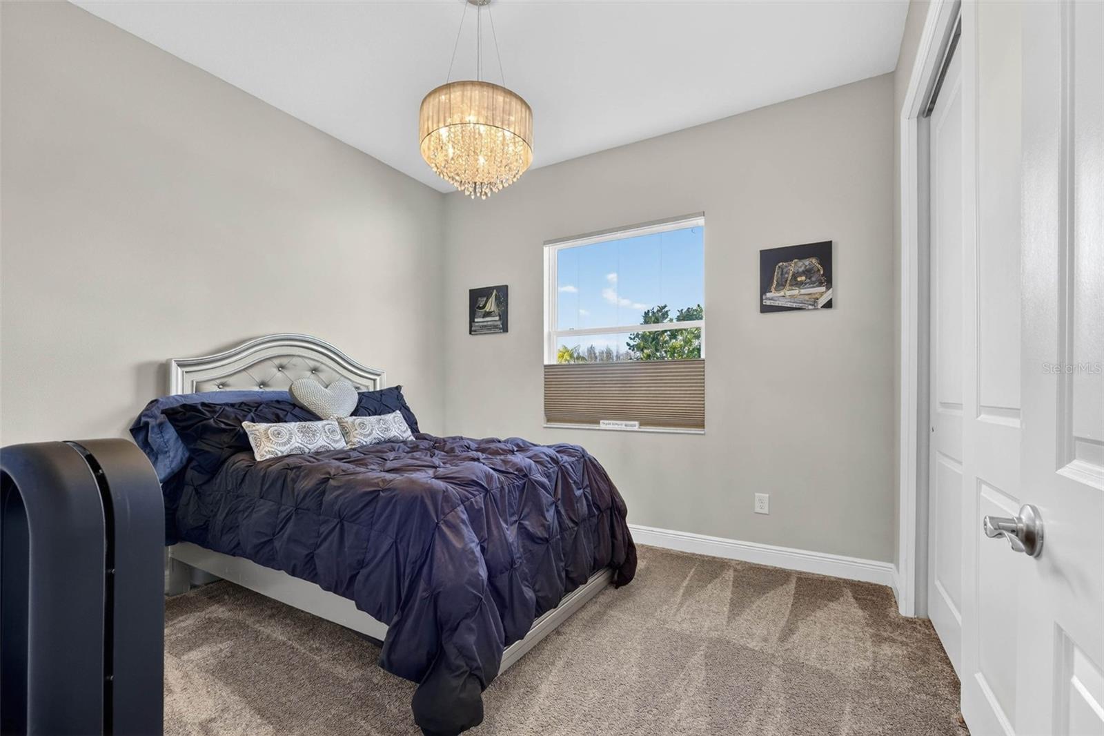 Image 40 of 92 For 30724 Lindentree Drive